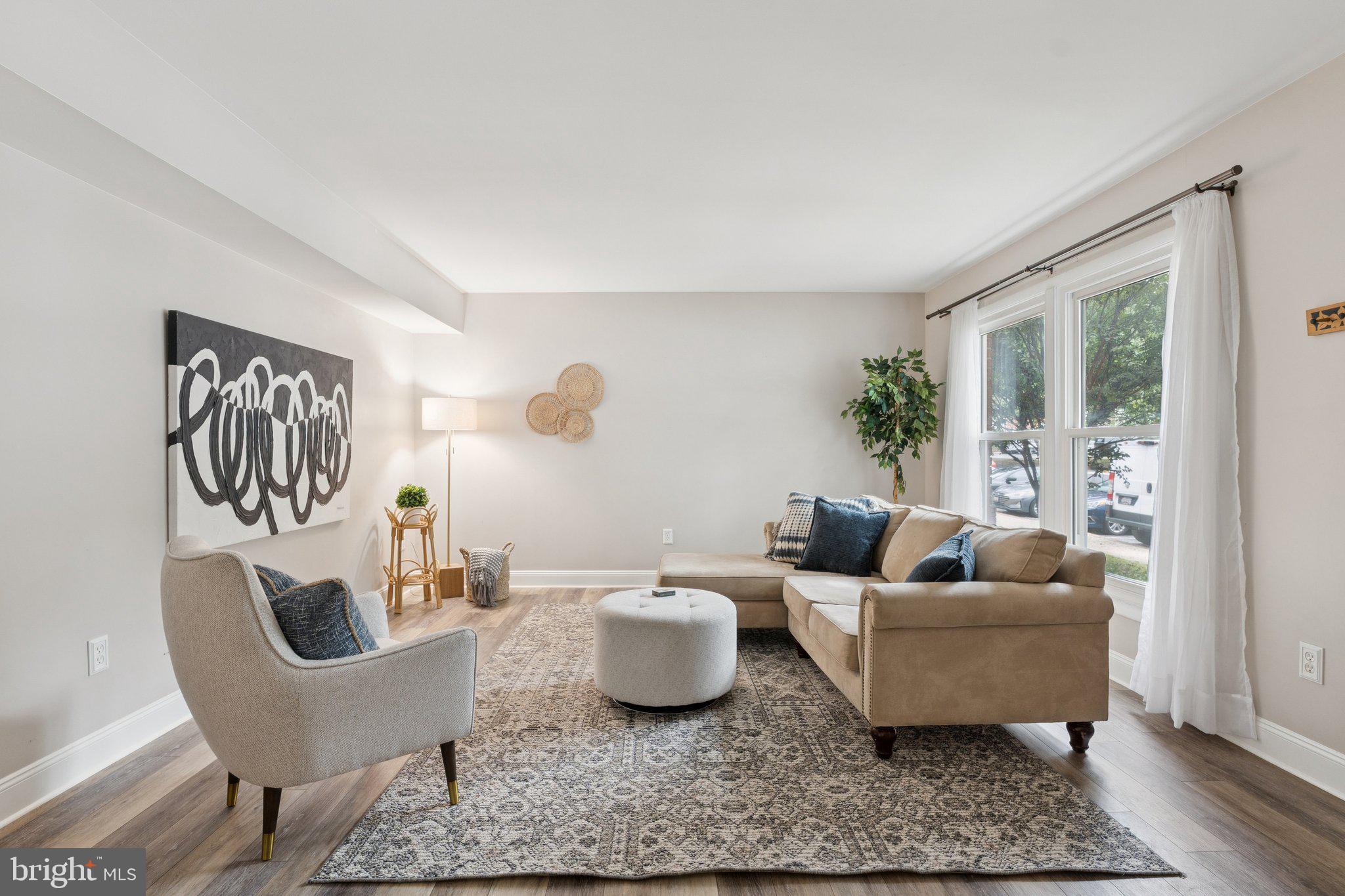 1678 WILKSHIRE DRIVE