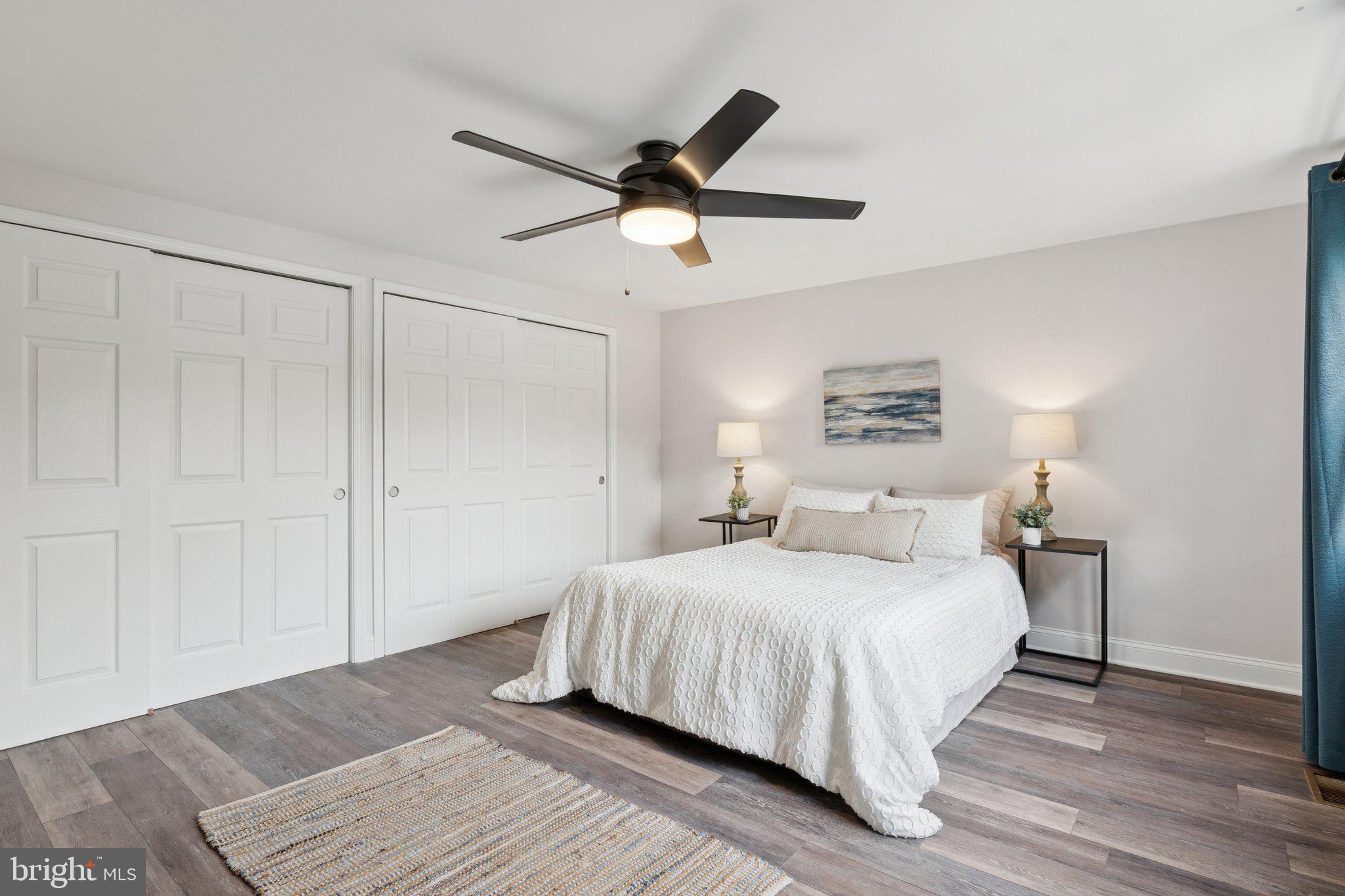 CROFTON TOWNE/PARK - Residential