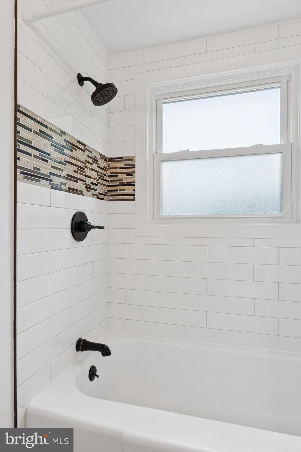 CROFTON TOWNE/PARK - Residential