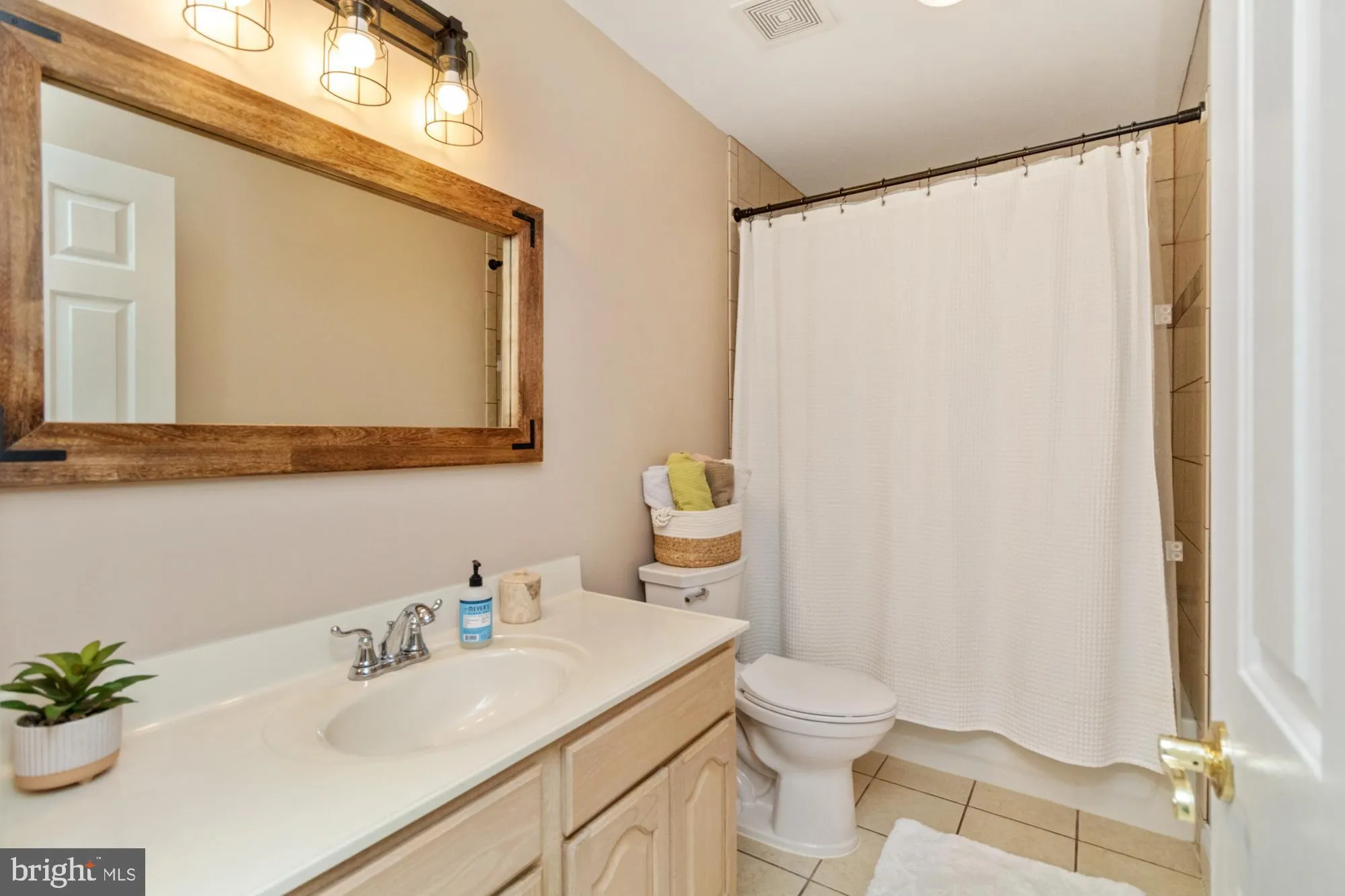 Bel Air, Maryland 21015, United States, 5 Bedrooms Bedrooms, ,4 BathroomsBathrooms,Residential,Coming Soon,96040