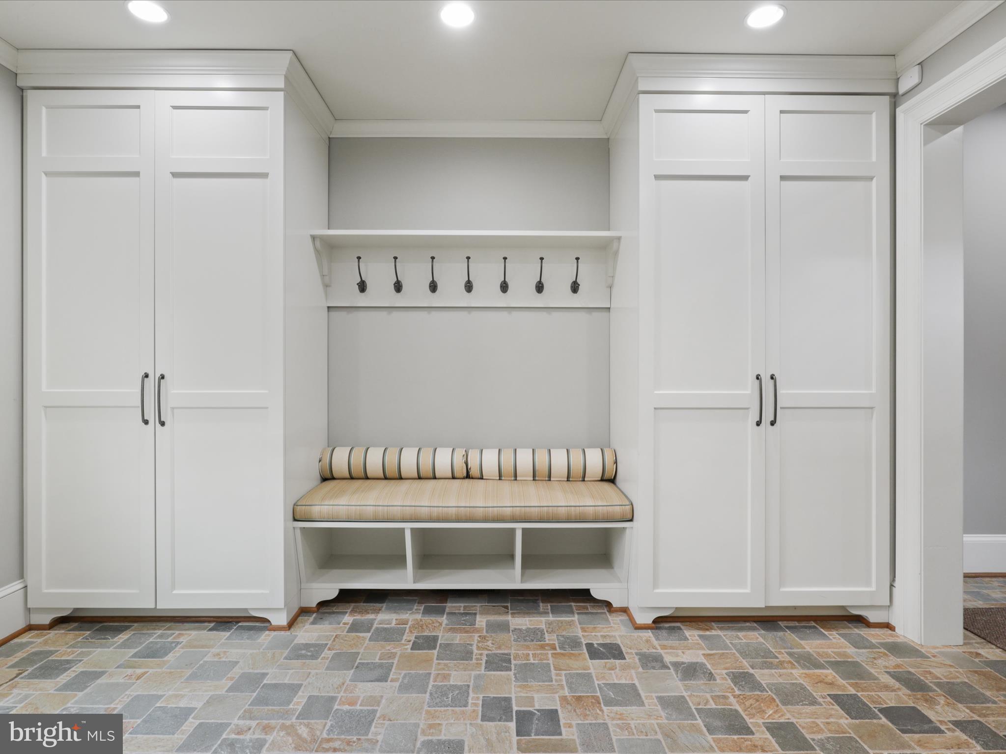 NORTH RIDGE - Residential