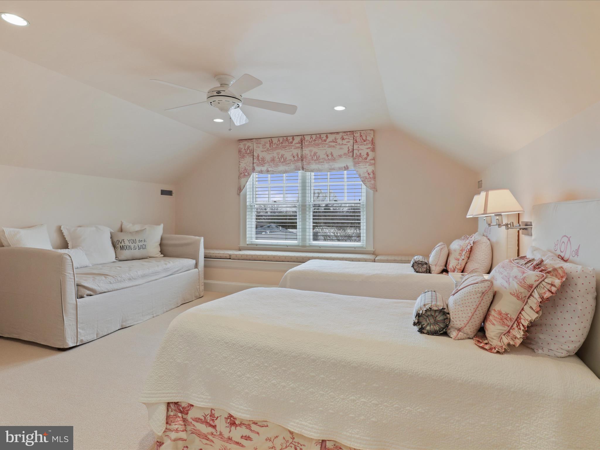 NORTH RIDGE - Residential