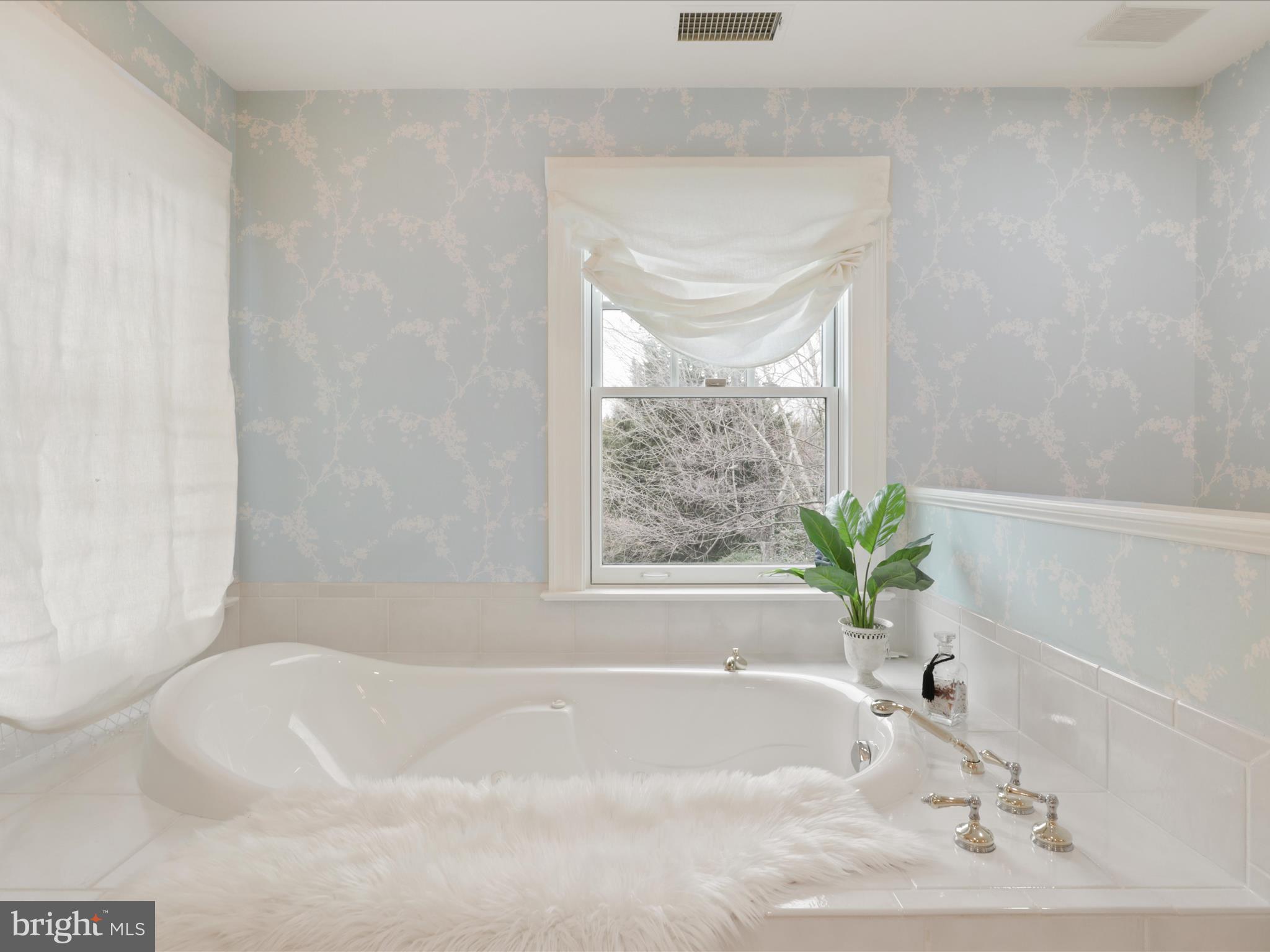 NORTH RIDGE - Residential