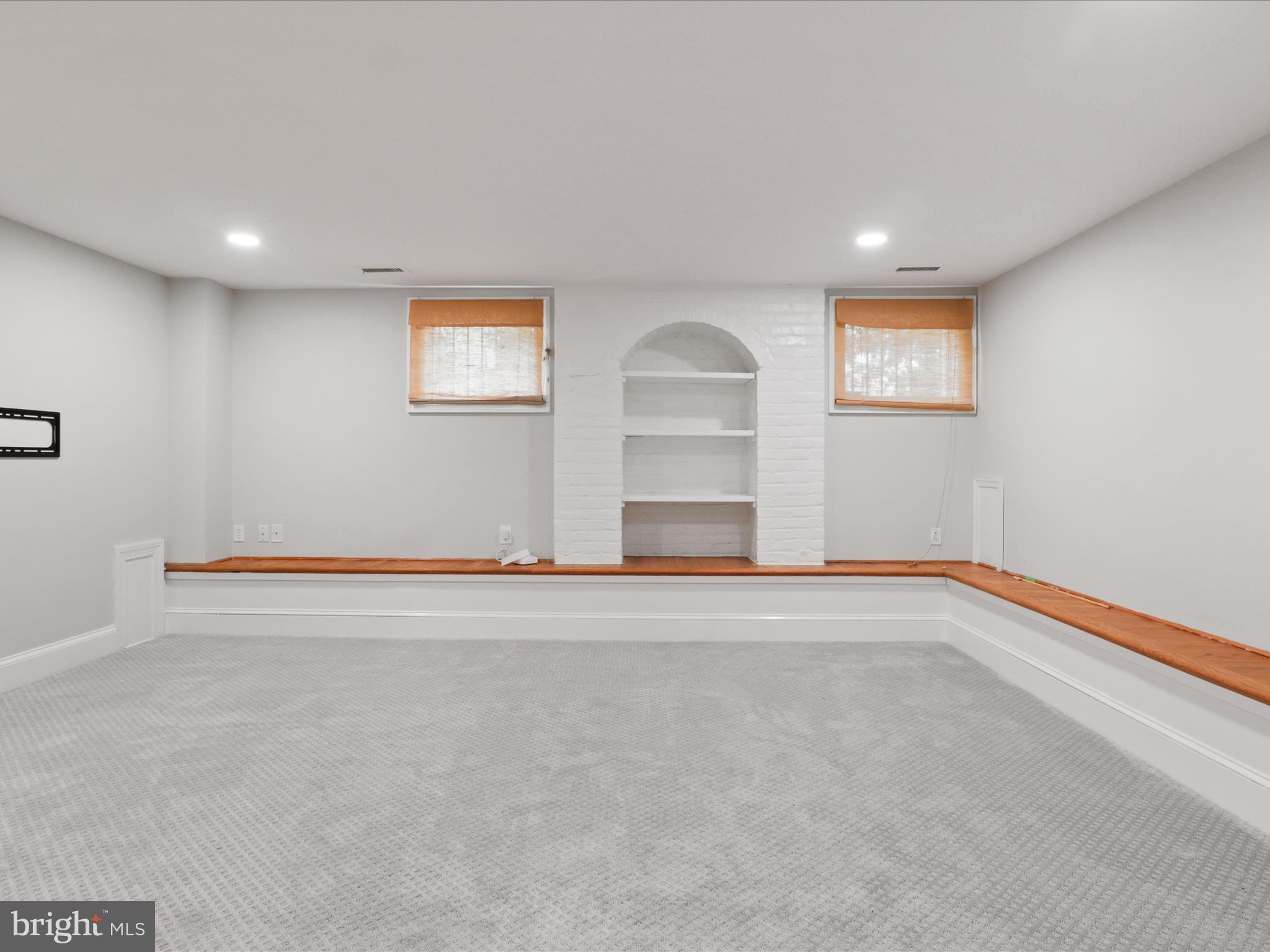 NORTH RIDGE - Residential