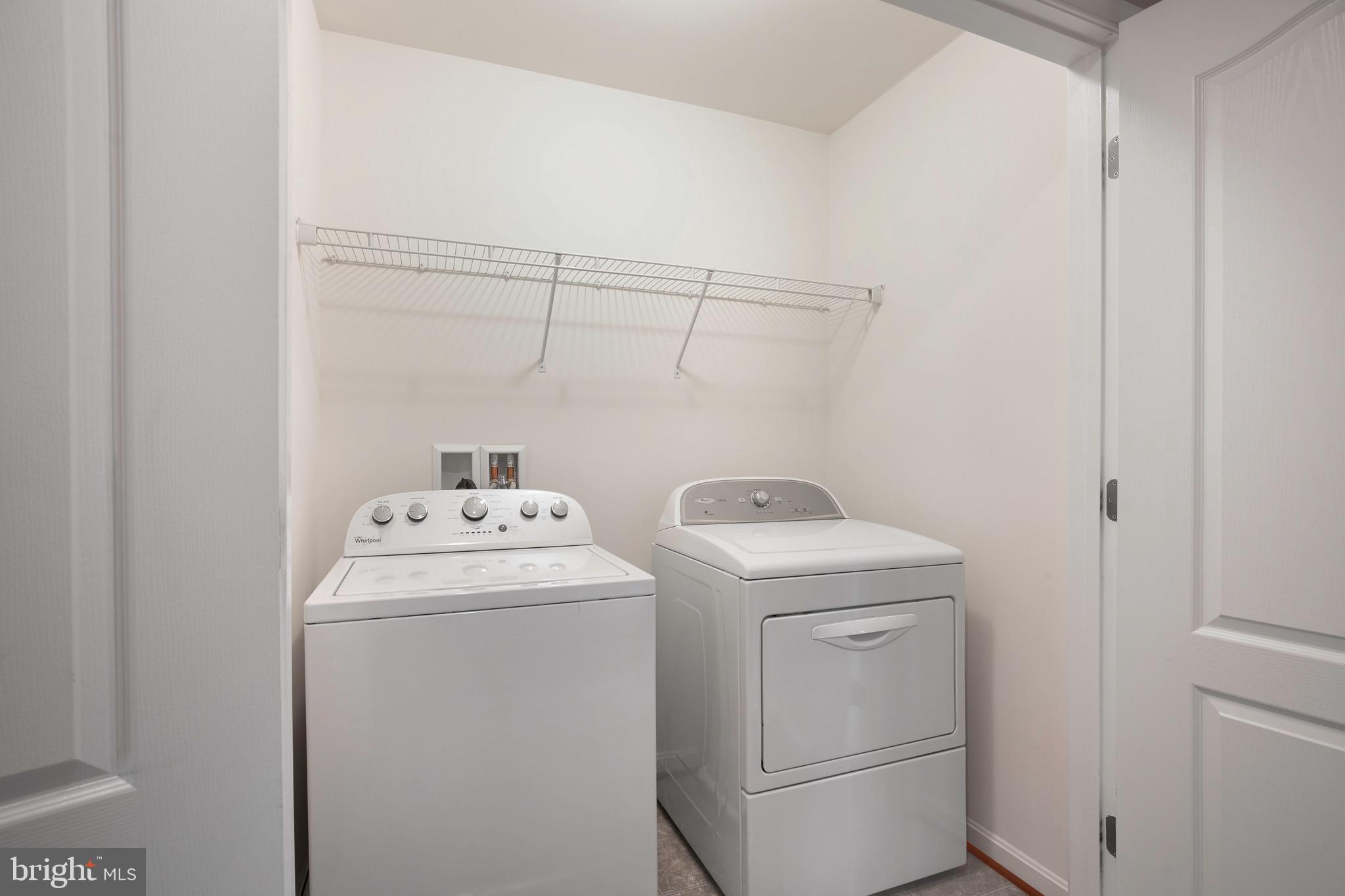 LANSDOWNE TOWN CENTER - Residential Lease