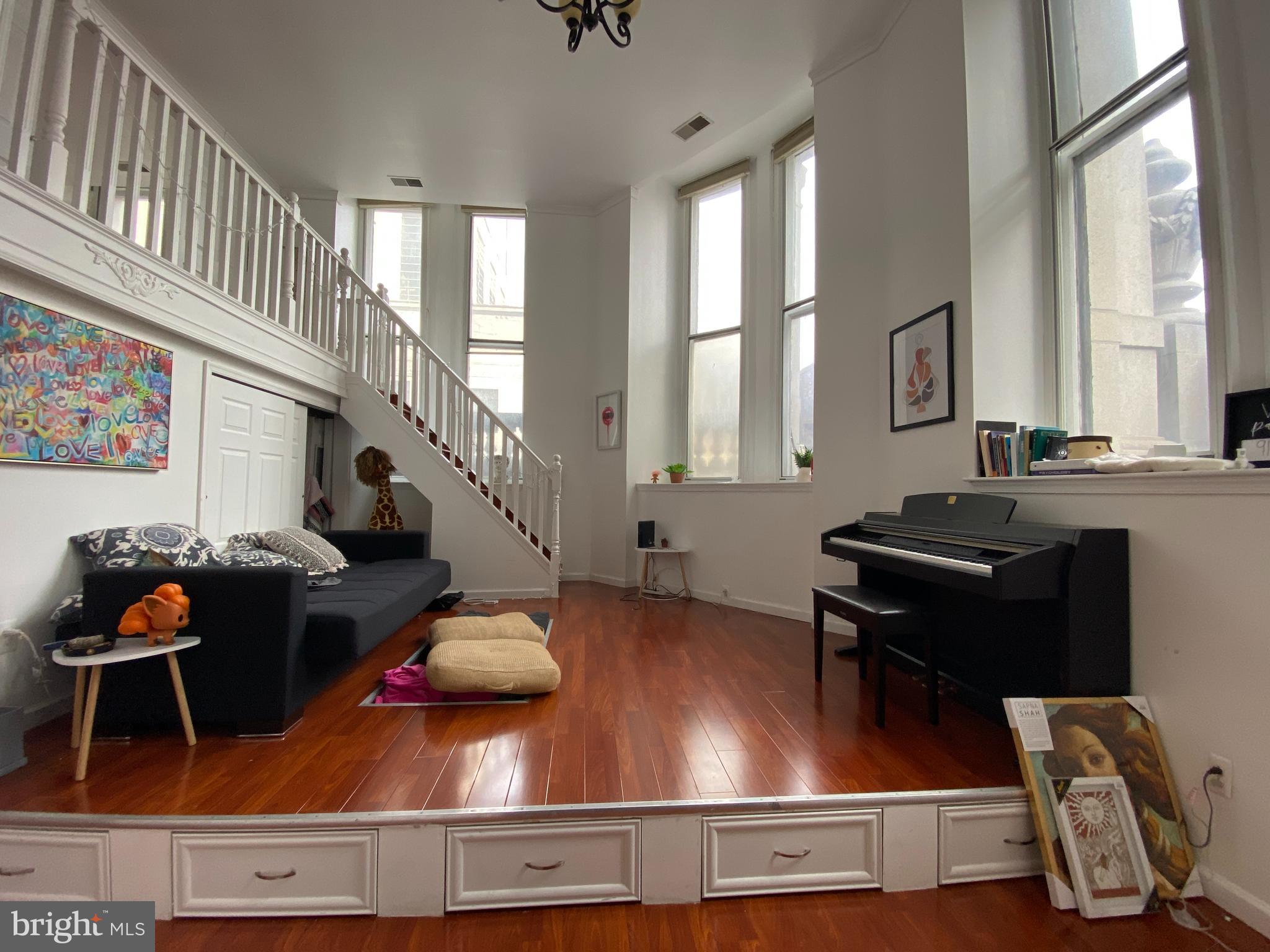 1001 CHESTNUT STREET 13 403E