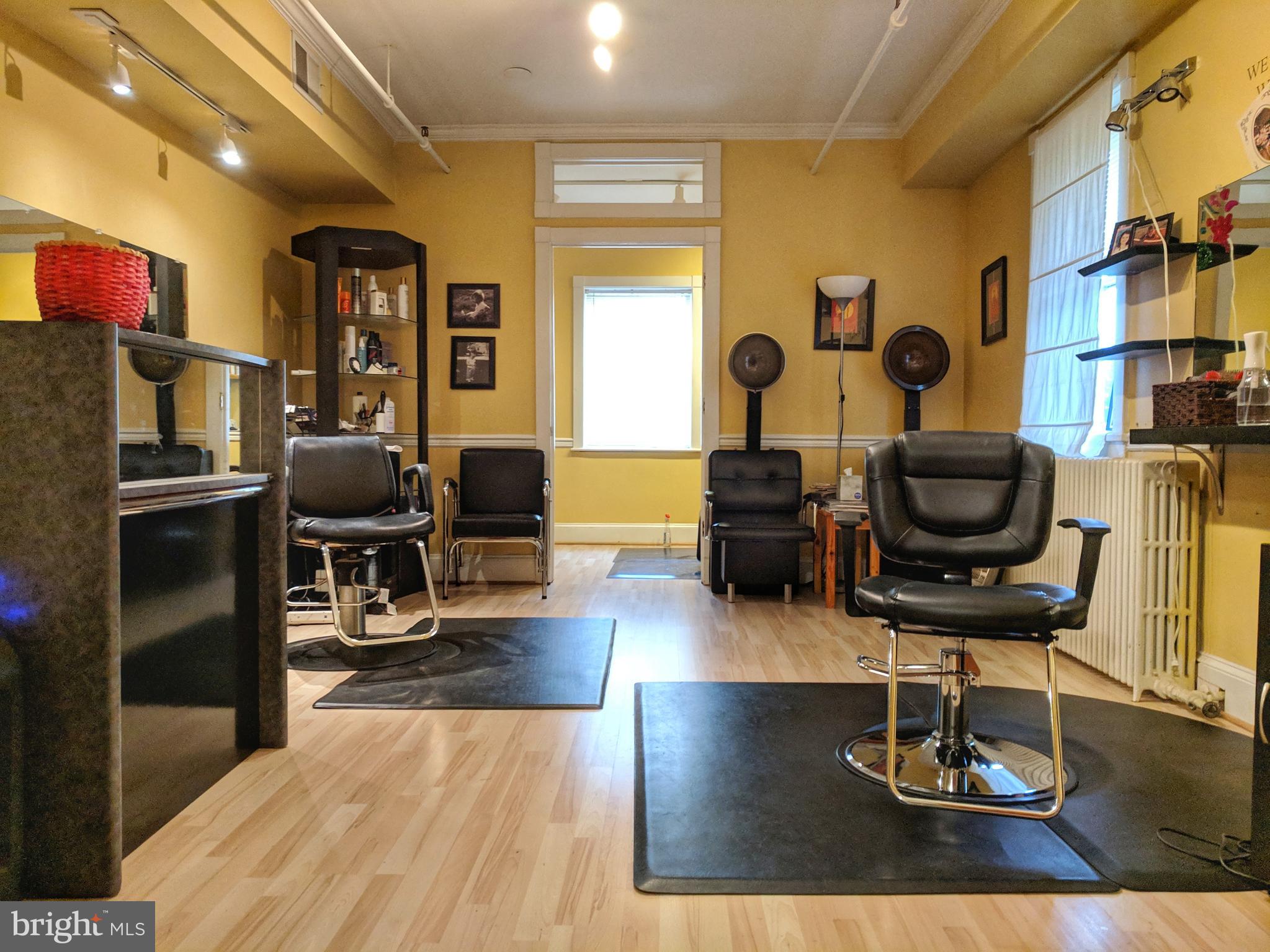 JOHN MARSHALL BUILDING - Commercial Lease