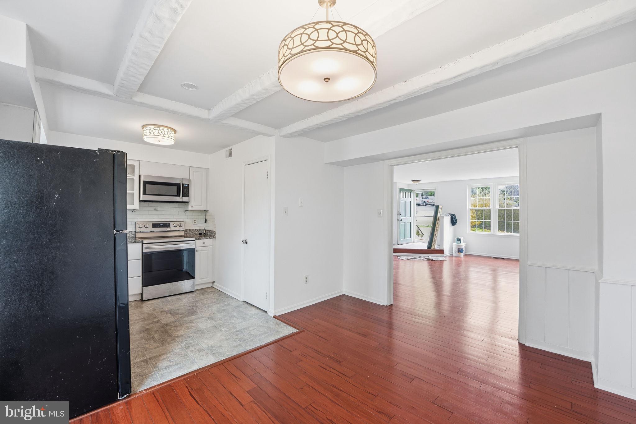 2432 WINDBREAK DRIVE