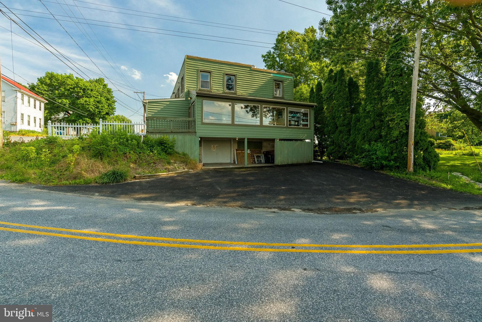 4220 FAIRVIEW ROAD