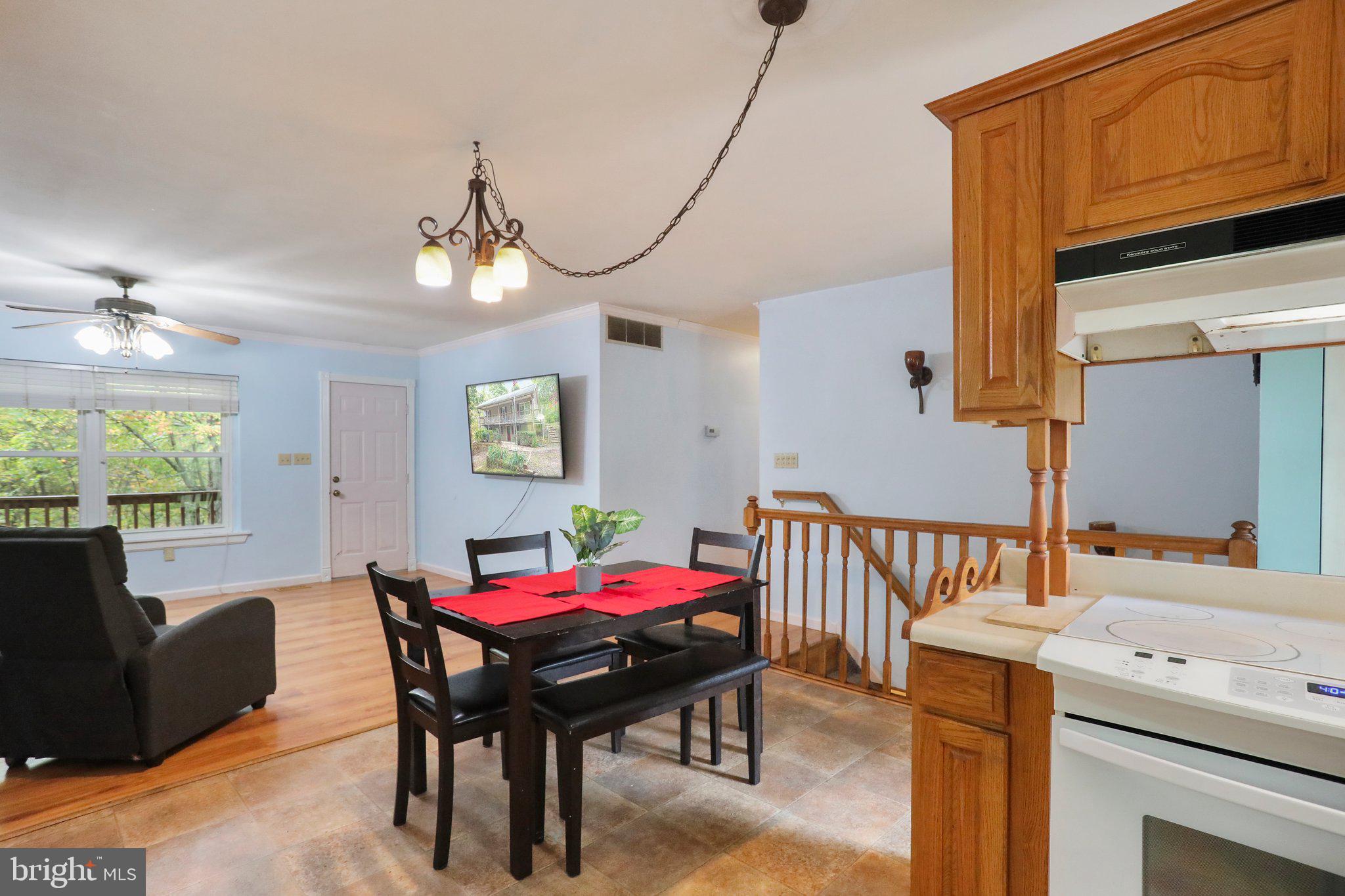 CHESTNUT GROVE - Residential