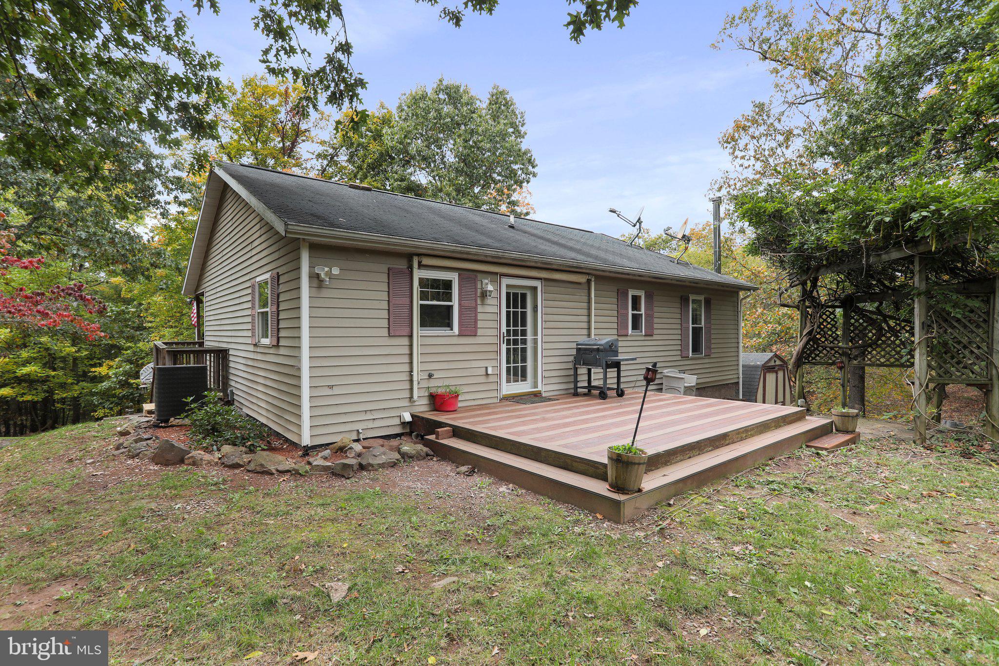 CHESTNUT GROVE - Residential