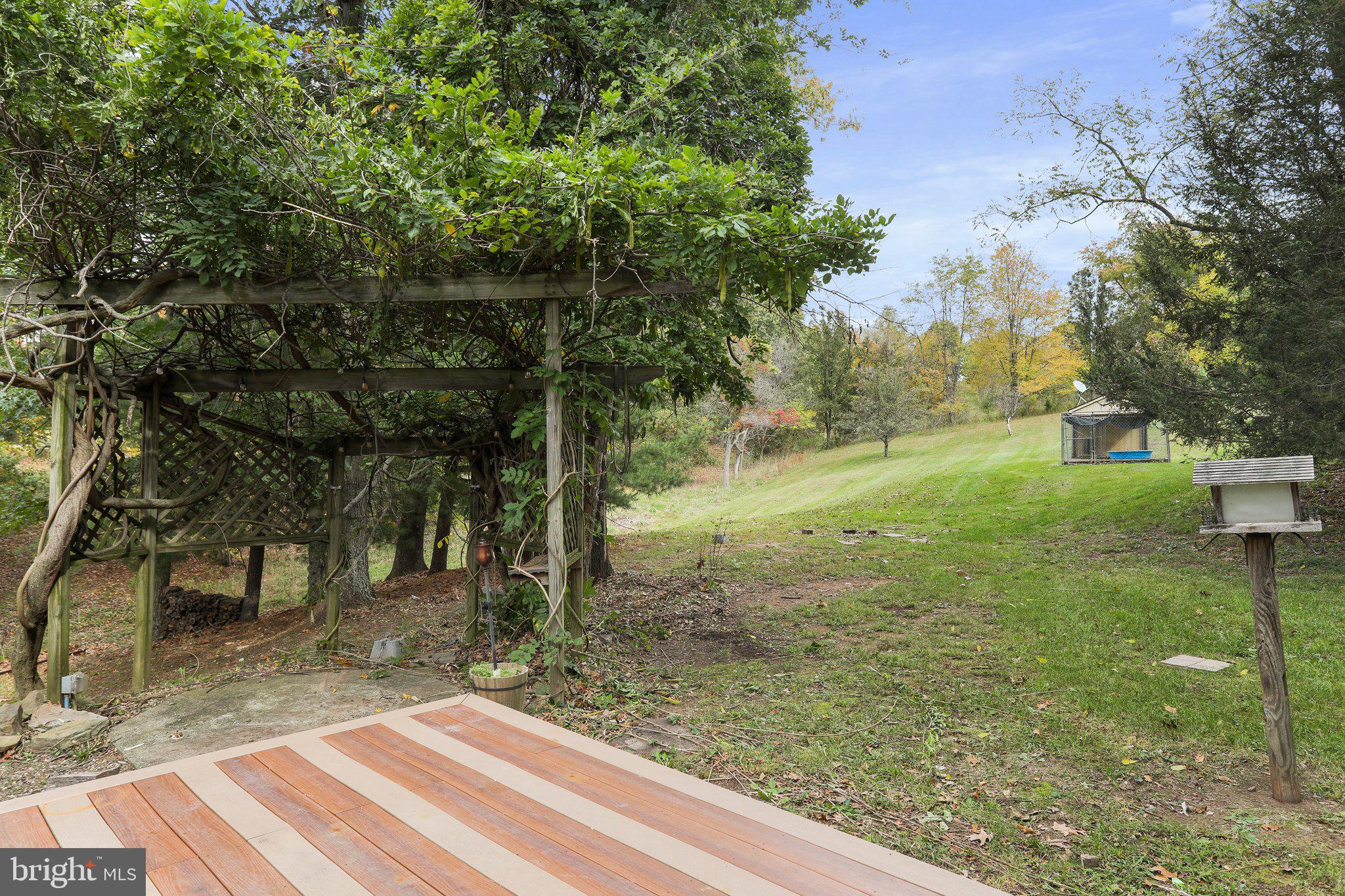 CHESTNUT GROVE - Residential