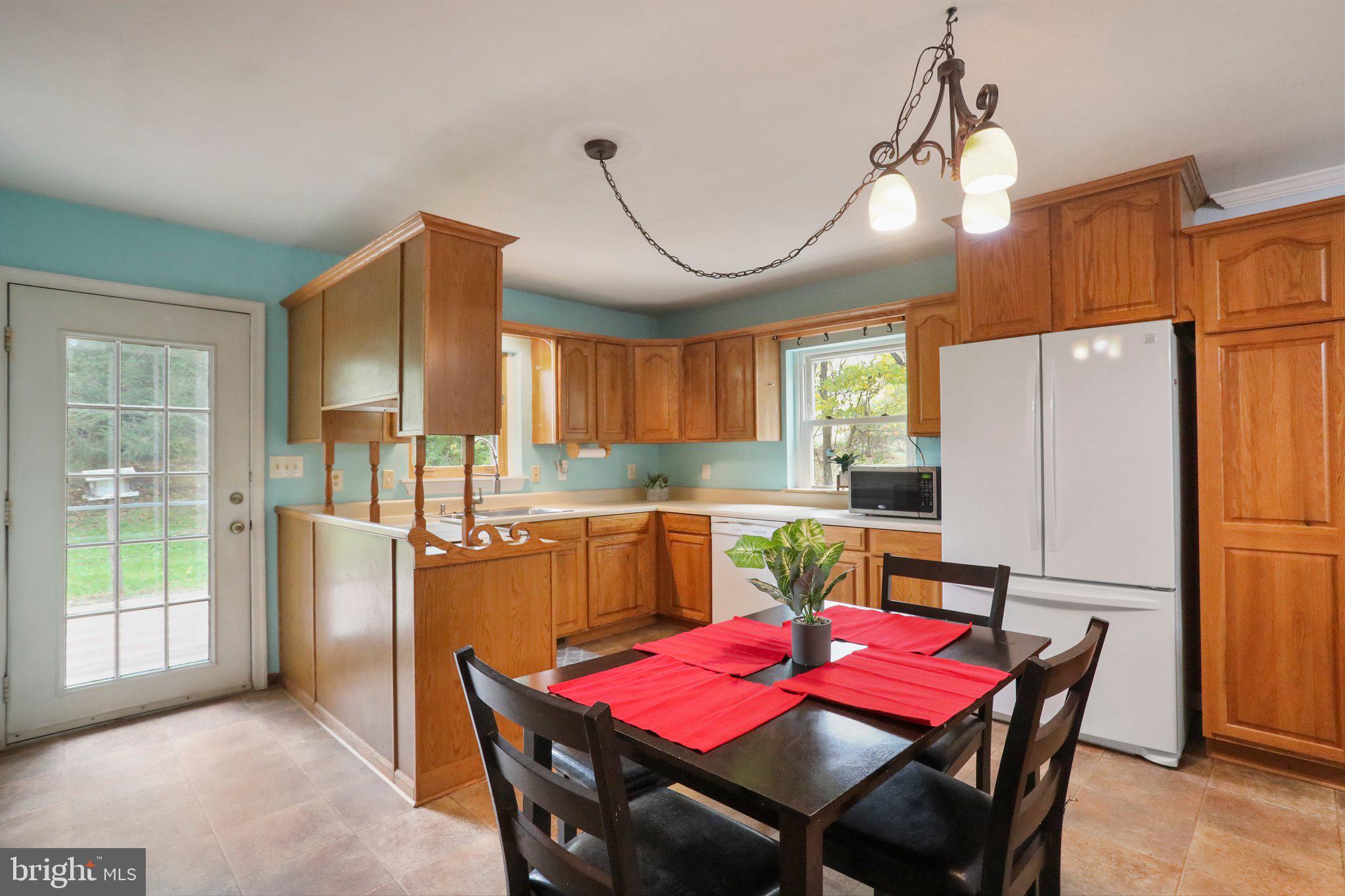 CHESTNUT GROVE - Residential