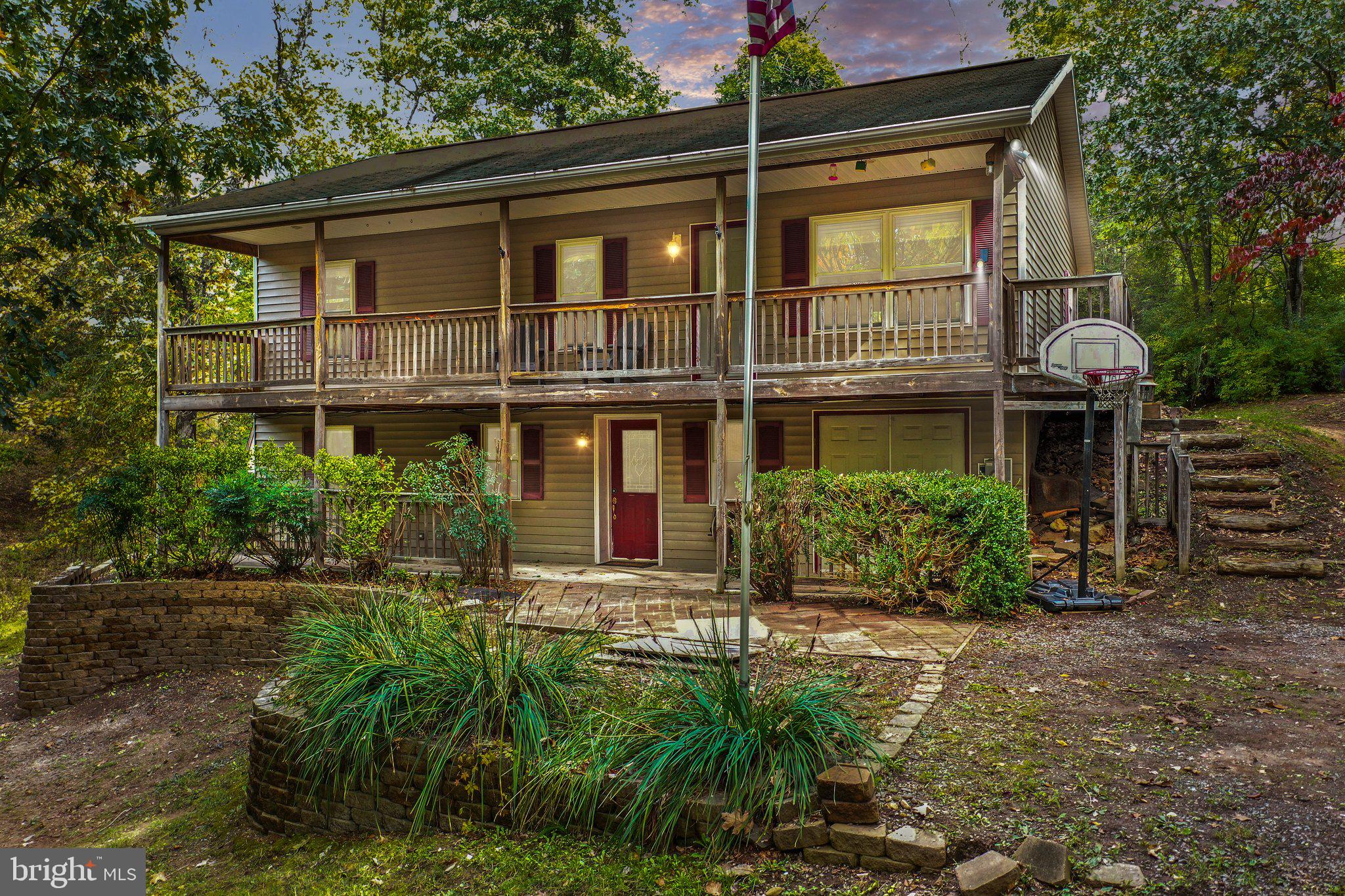 CHESTNUT GROVE - Residential