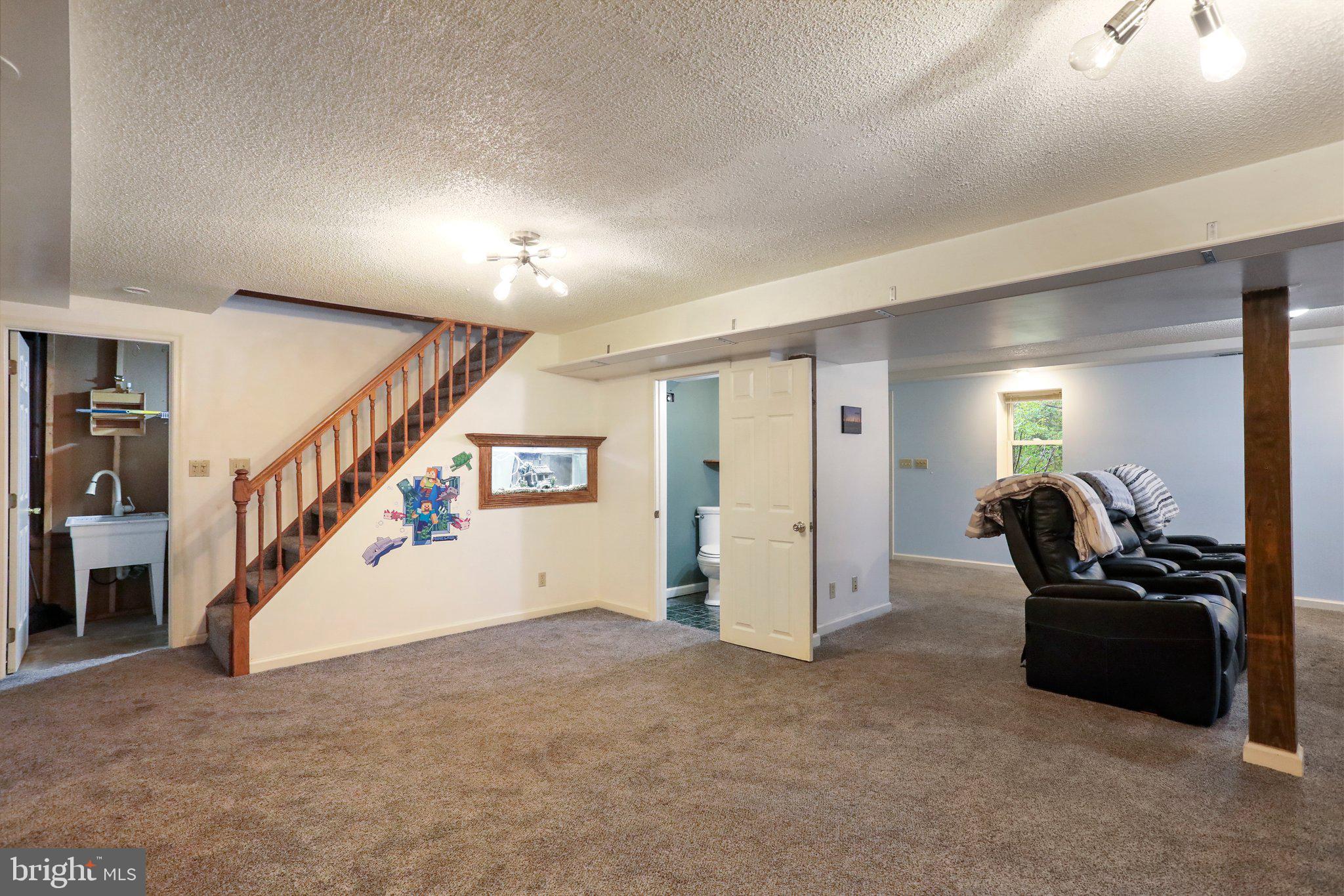 CHESTNUT GROVE - Residential