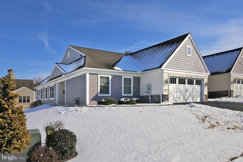 Homes For Sale - 1005 Great Hall Drive<br/> LEBANON, PA 17042