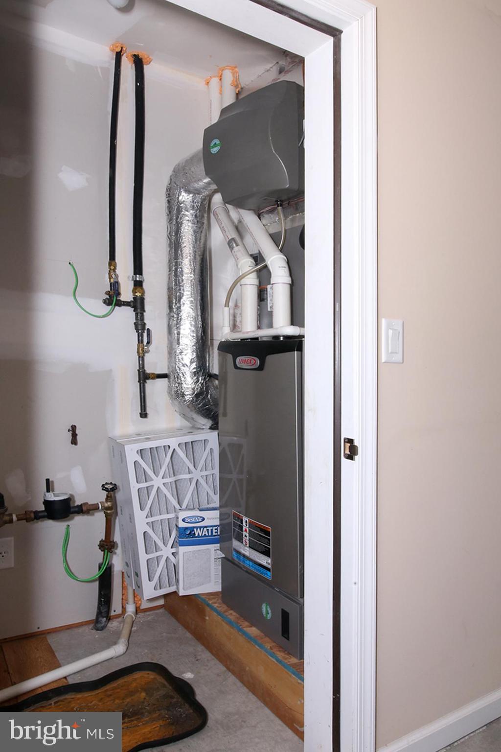 ALDEN PLACE - Residential