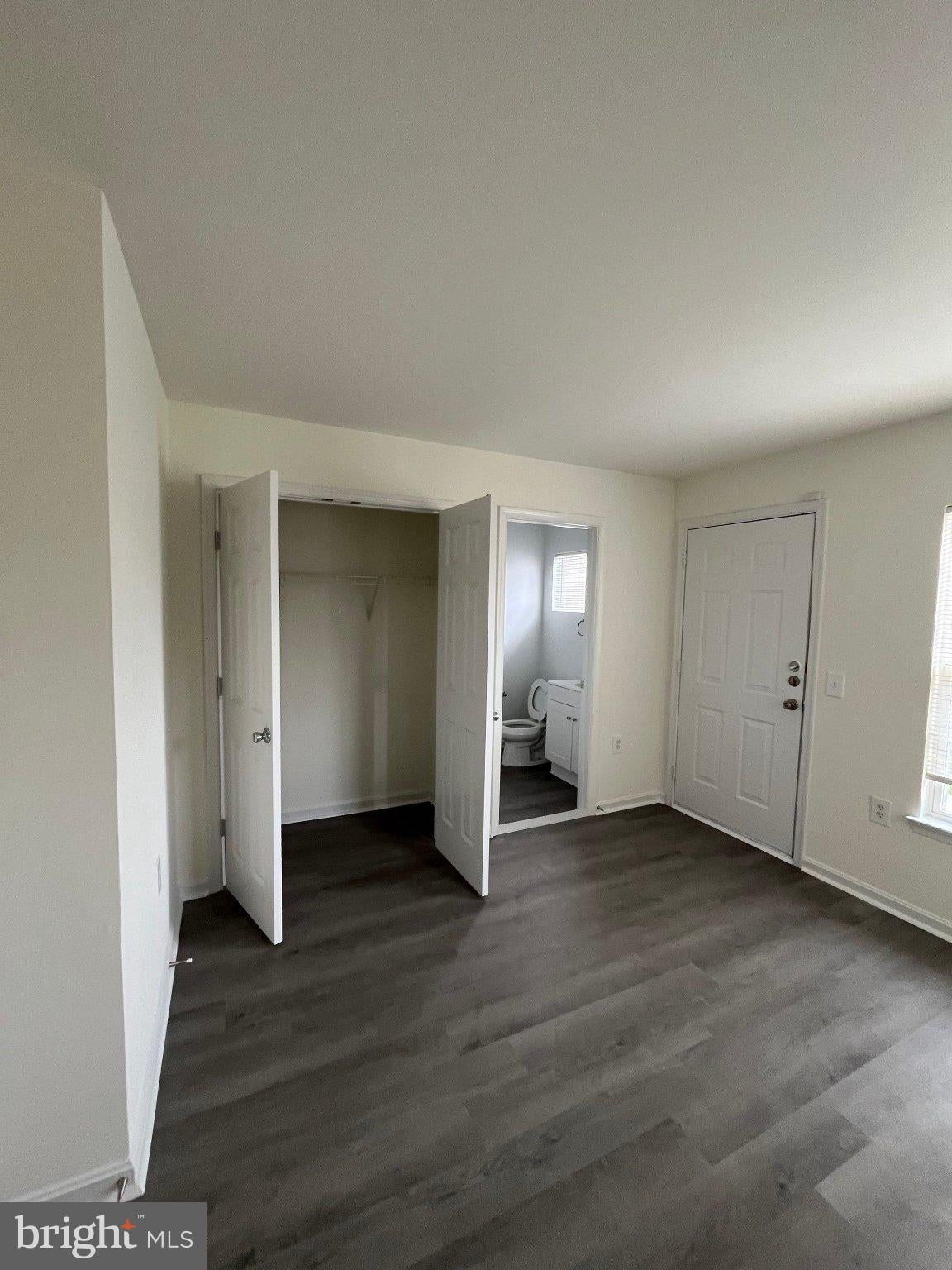 22988 FONTWELL SQUARE