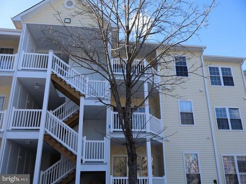 27 APACHE COURT ABSECON NJ 08205