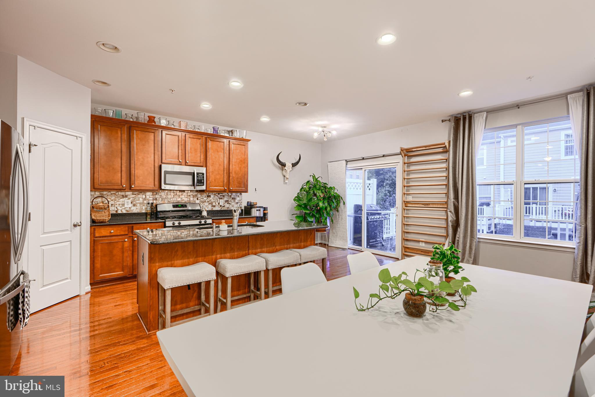 POINTE AT ARUNDEL PRESERVES - Residential