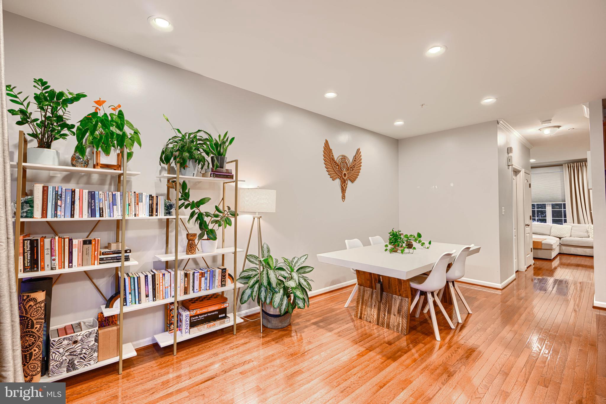 POINTE AT ARUNDEL PRESERVES - Residential