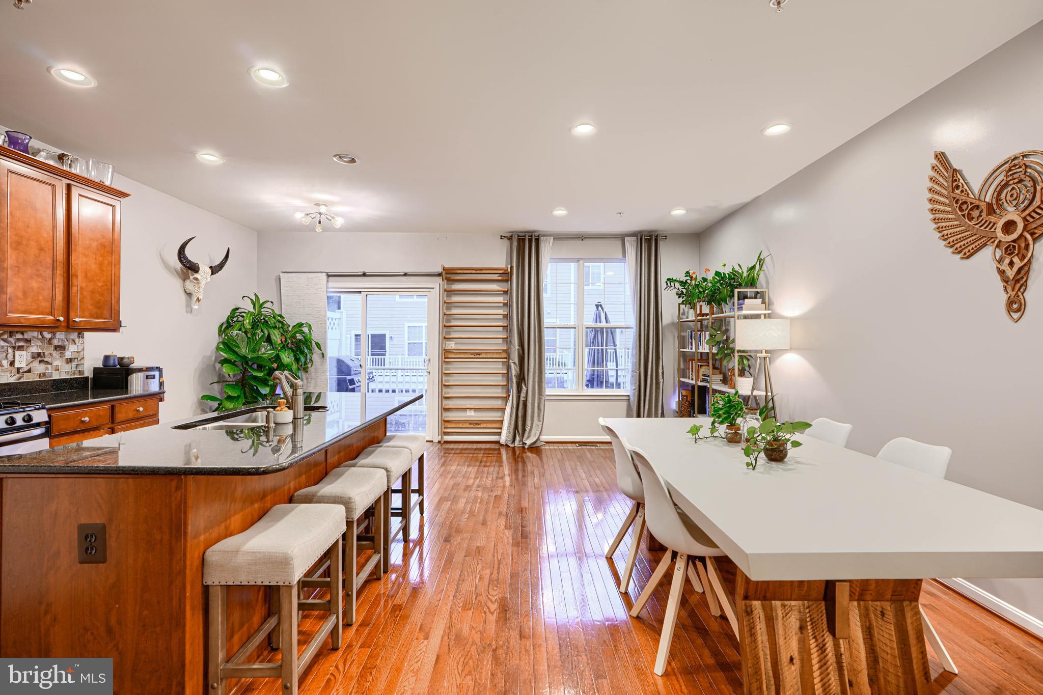 POINTE AT ARUNDEL PRESERVES - Residential