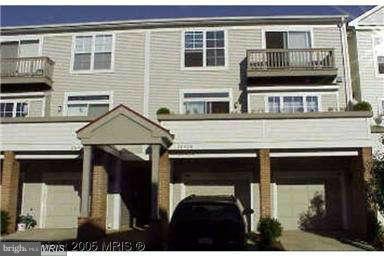 ASHBURN VILLAGE - Residential