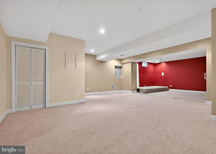 WOODFIELD ESTATES - Residential