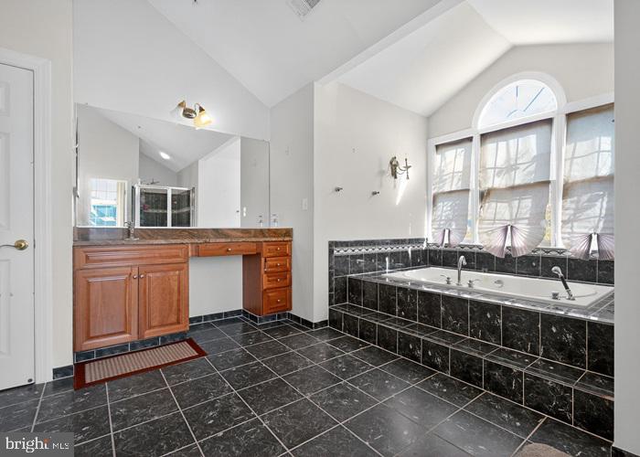 WOODFIELD ESTATES - Residential