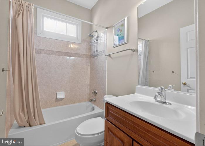 WOODFIELD ESTATES - Residential