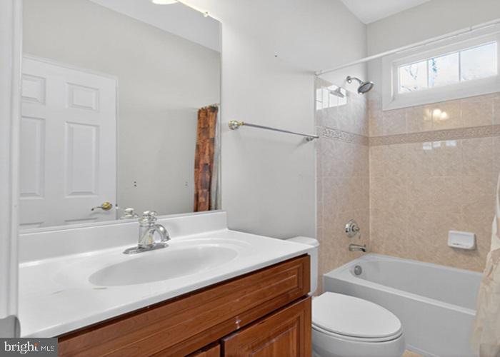 WOODFIELD ESTATES - Residential