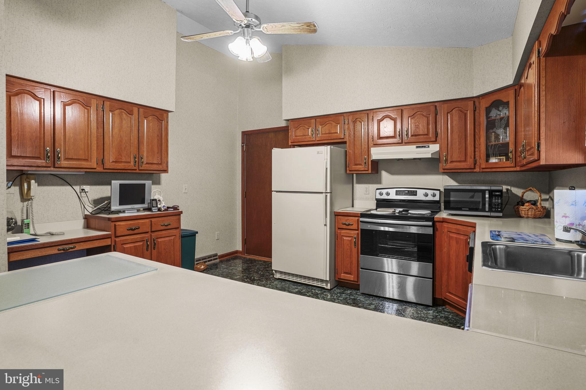 PANQUIA OAKS - Residential