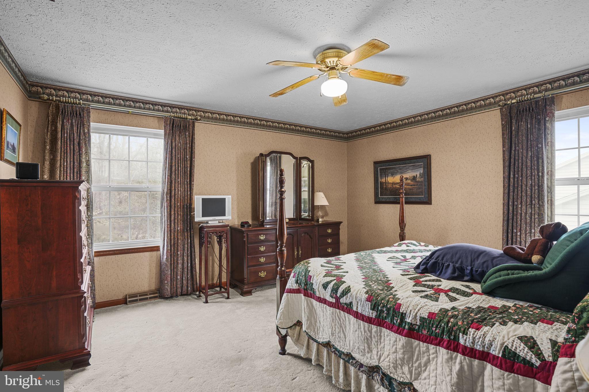 PANQUIA OAKS - Residential