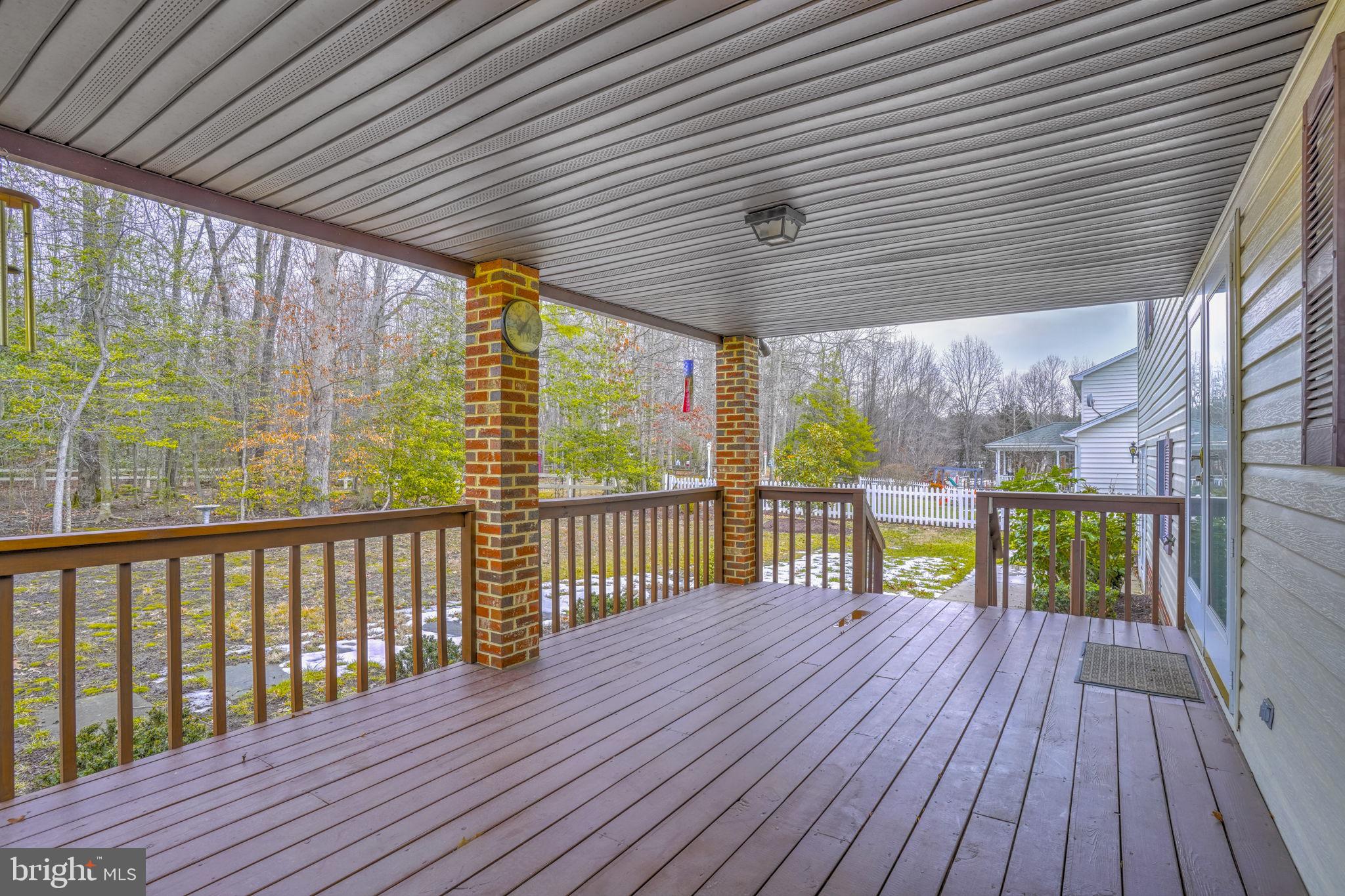 PANQUIA OAKS - Residential