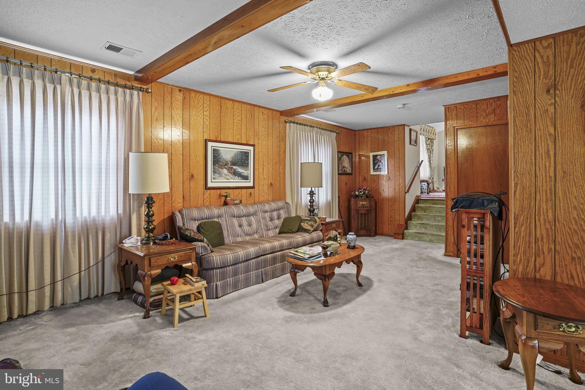 PANQUIA OAKS - Residential