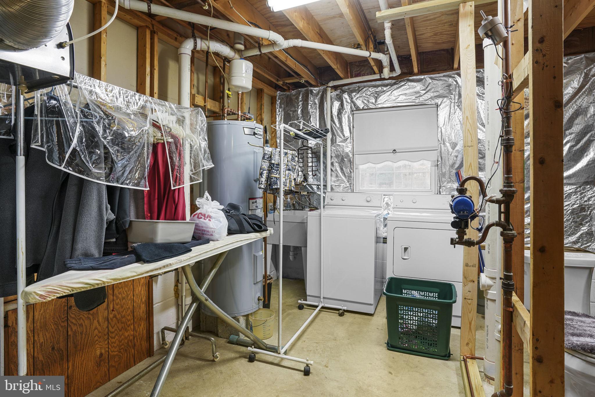 PANQUIA OAKS - Residential