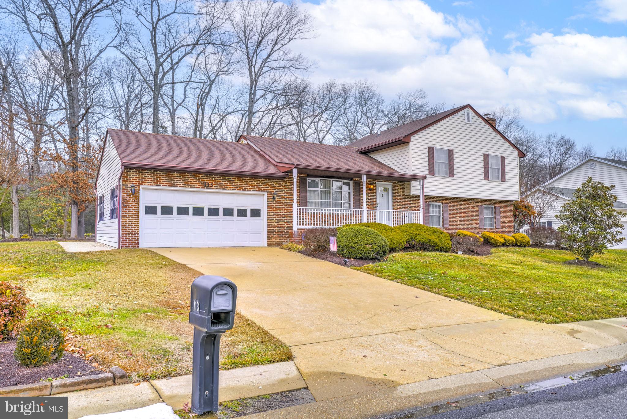 PANQUIA OAKS - Residential