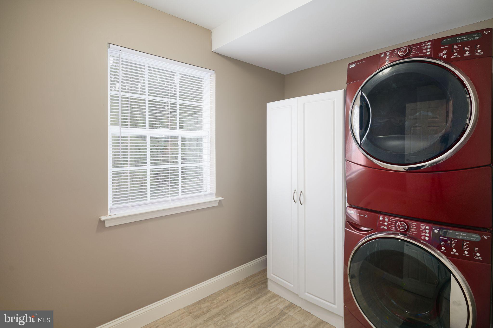 WOODFIELD ESTATES - Residential