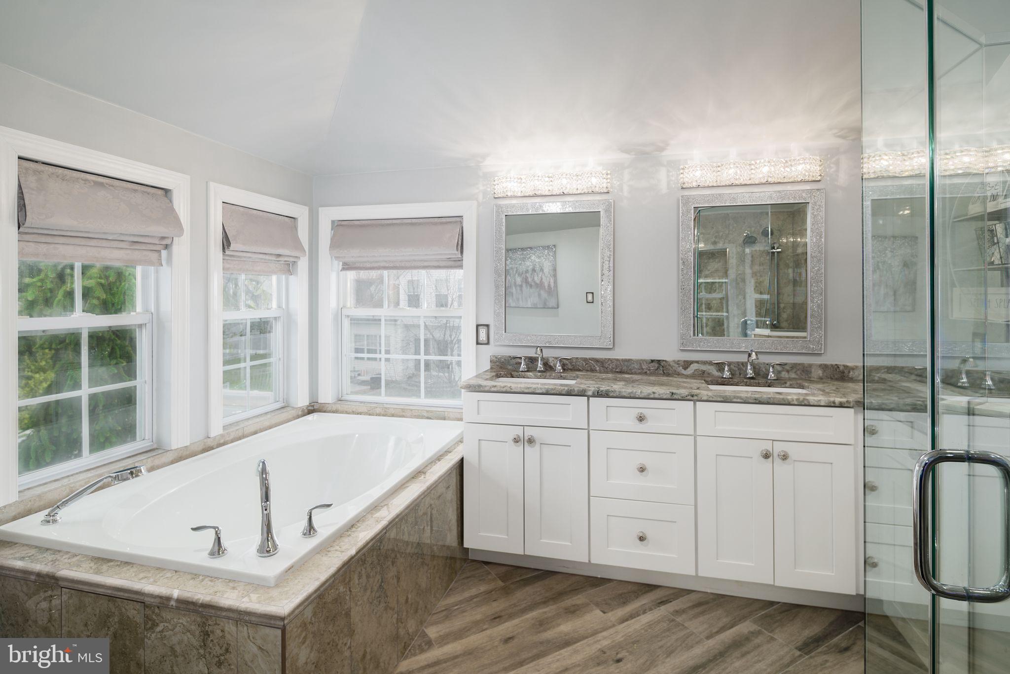 WOODFIELD ESTATES - Residential