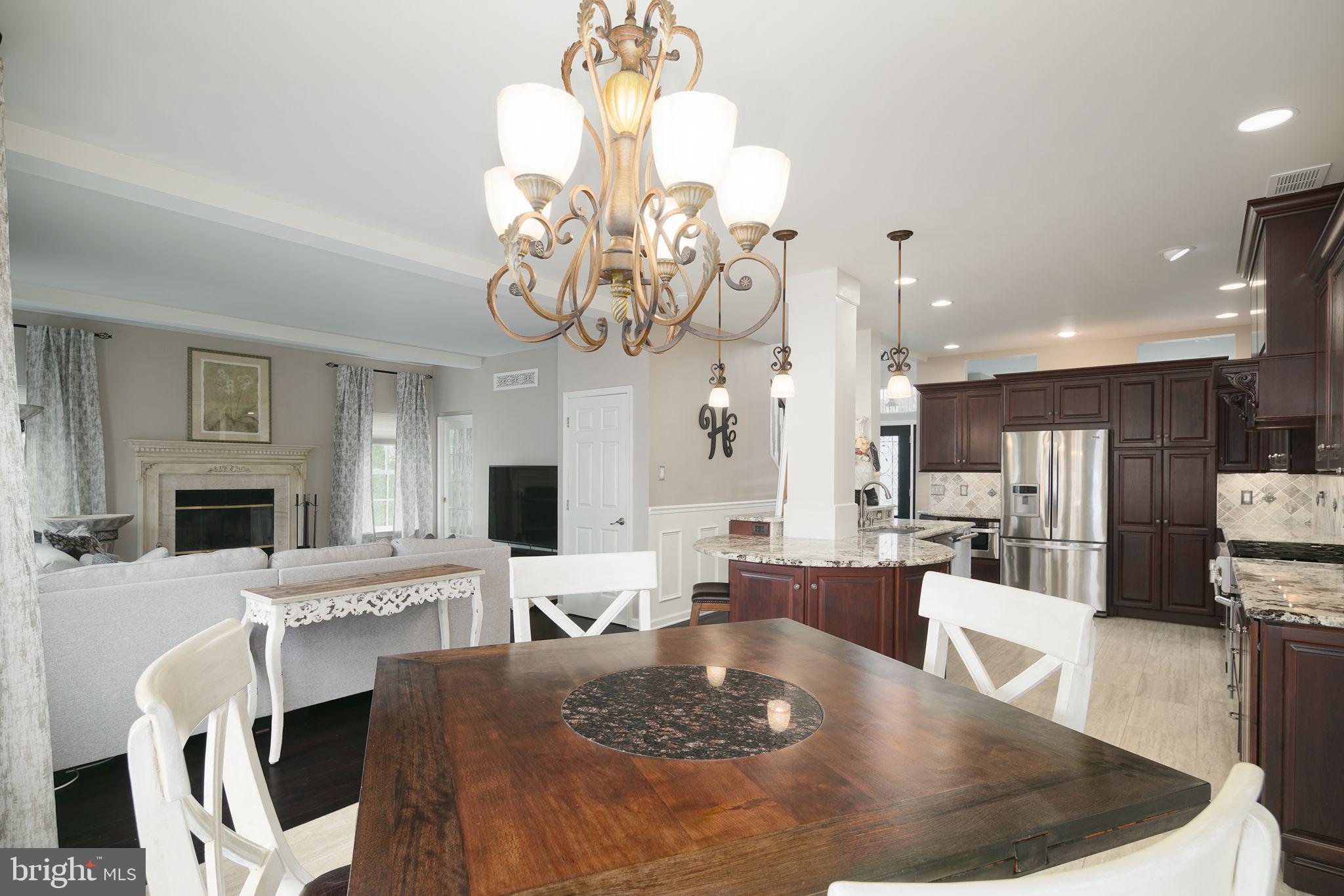 WOODFIELD ESTATES - Residential