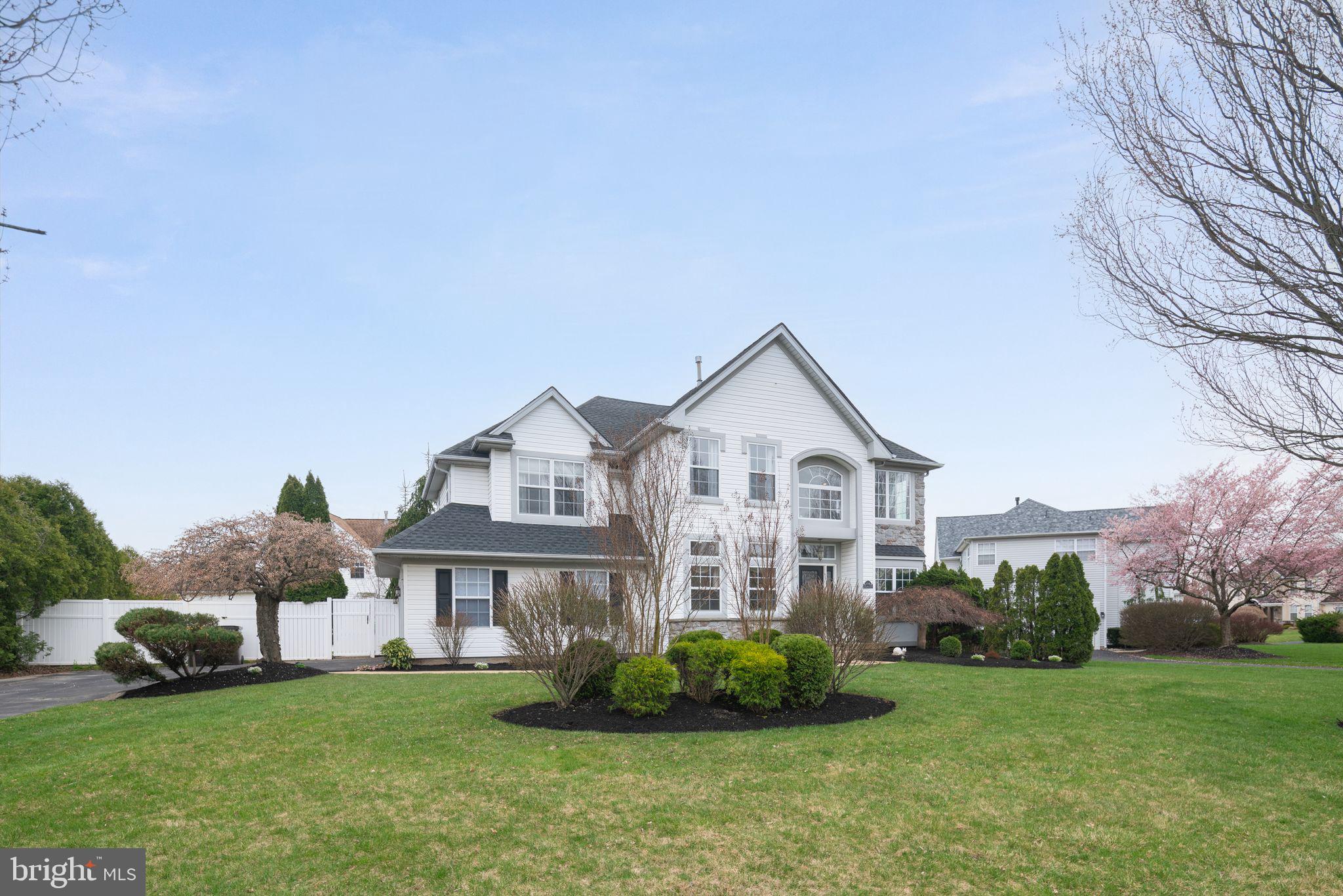 WOODFIELD ESTATES - Residential