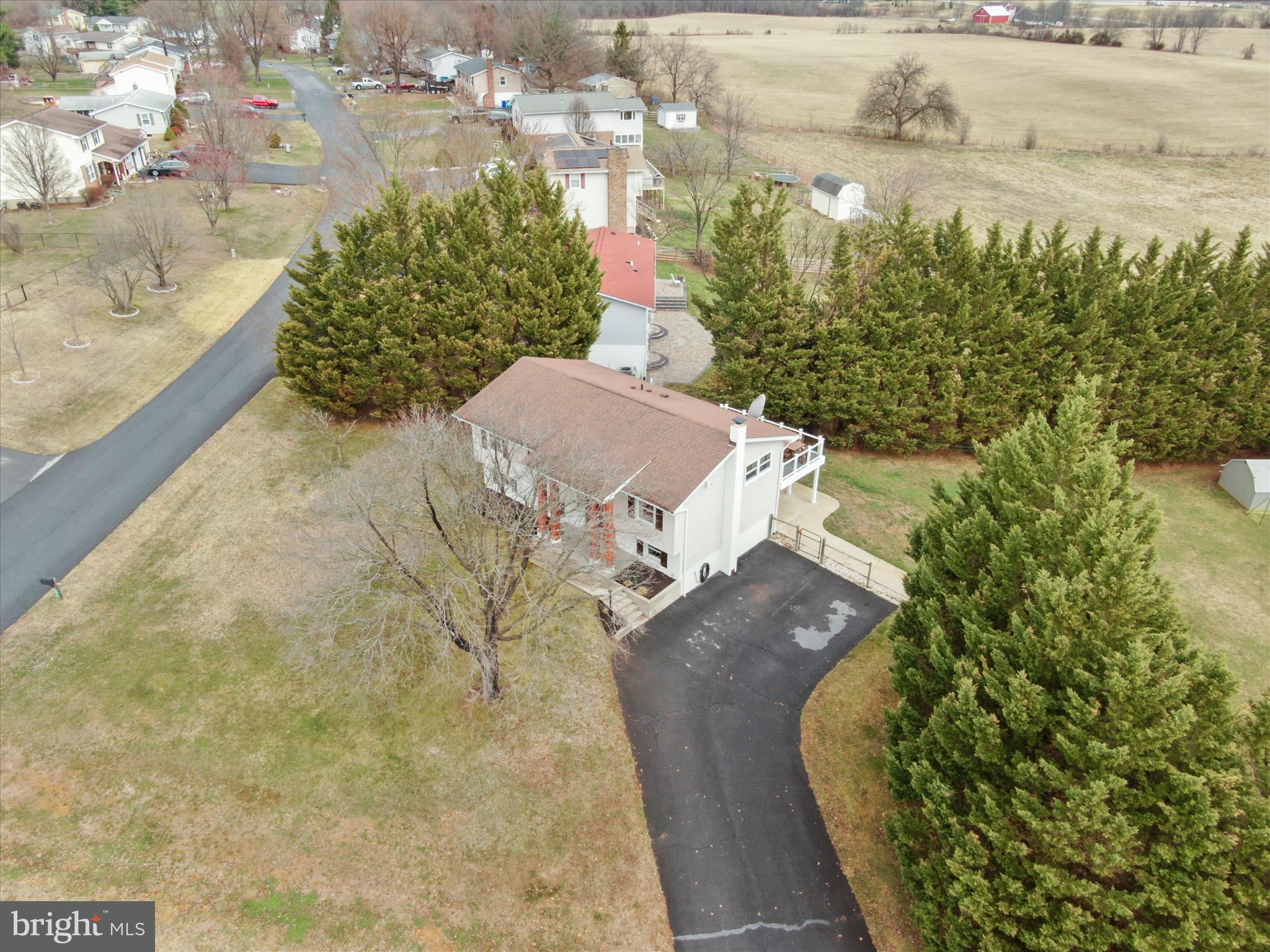 CRESTVIEW ESTATES - Residential