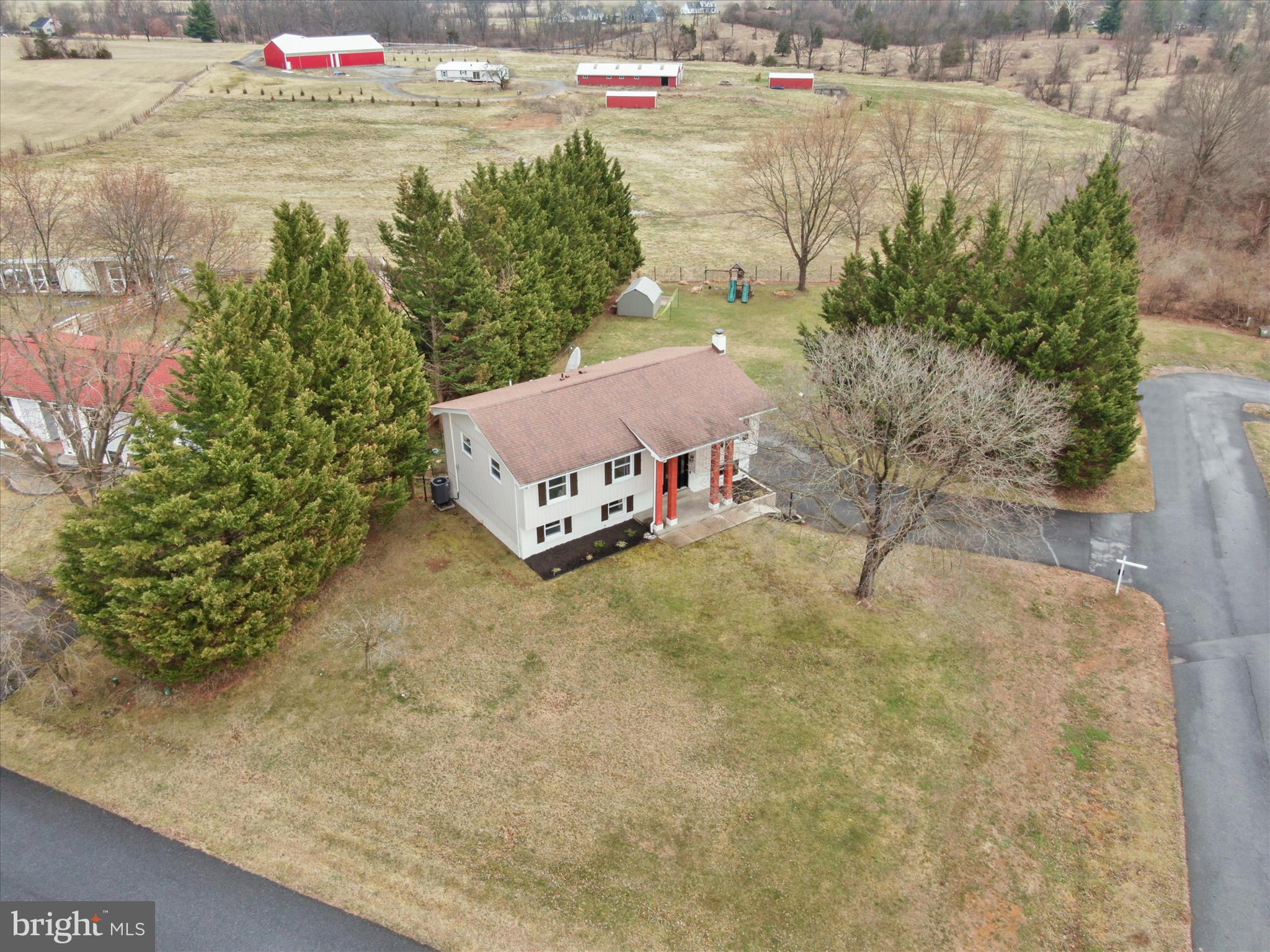 CRESTVIEW ESTATES - Residential