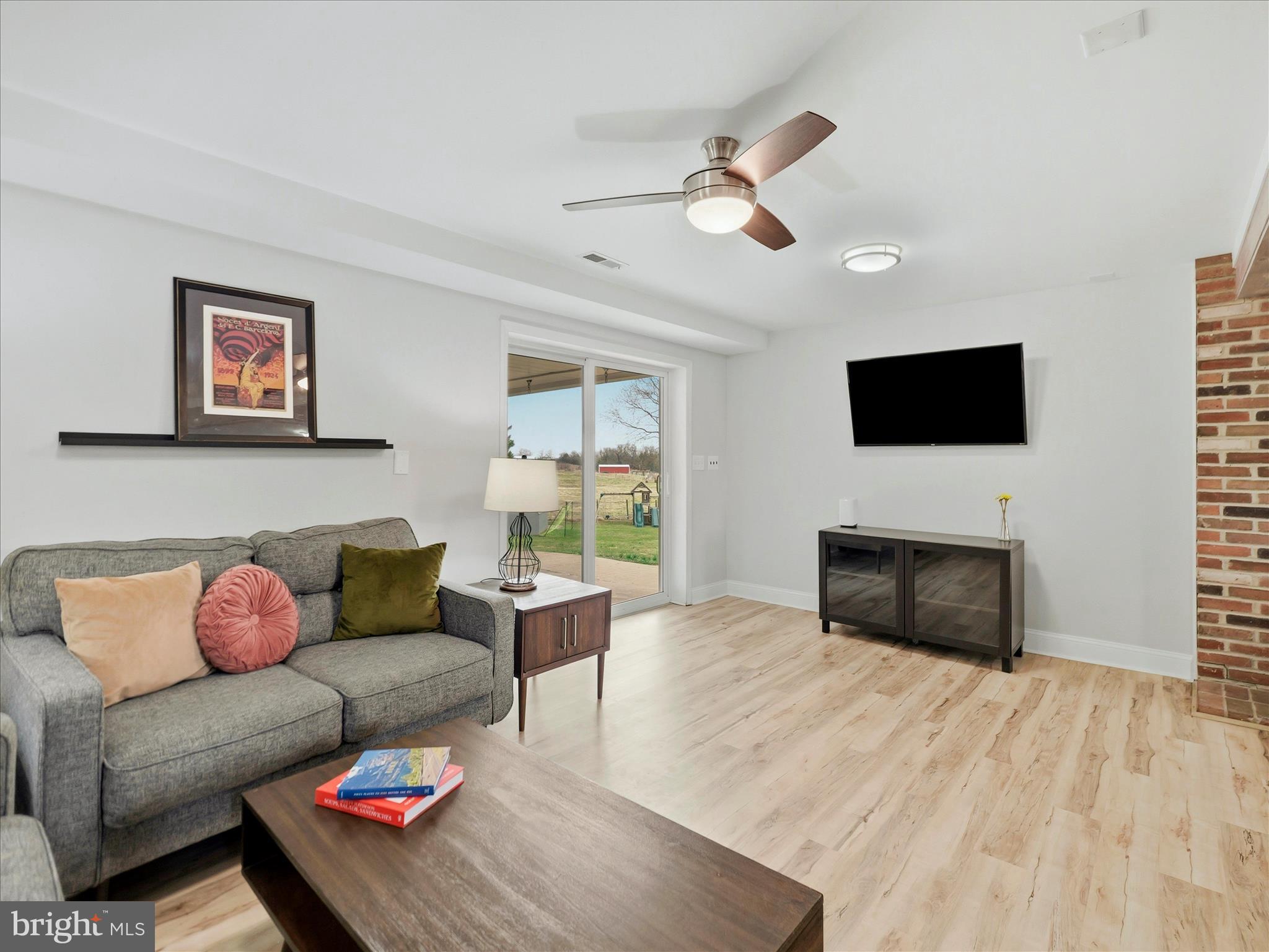 CRESTVIEW ESTATES - Residential