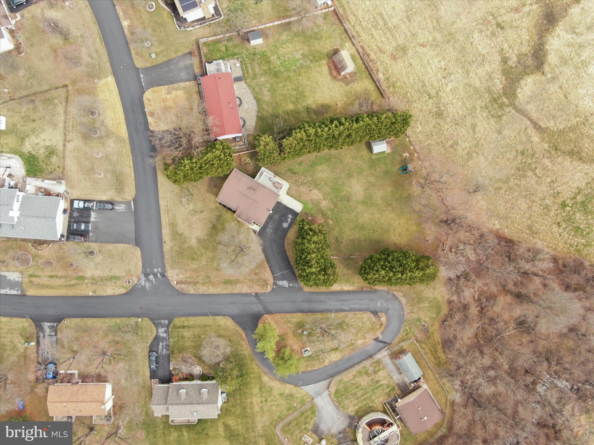 CRESTVIEW ESTATES - Residential