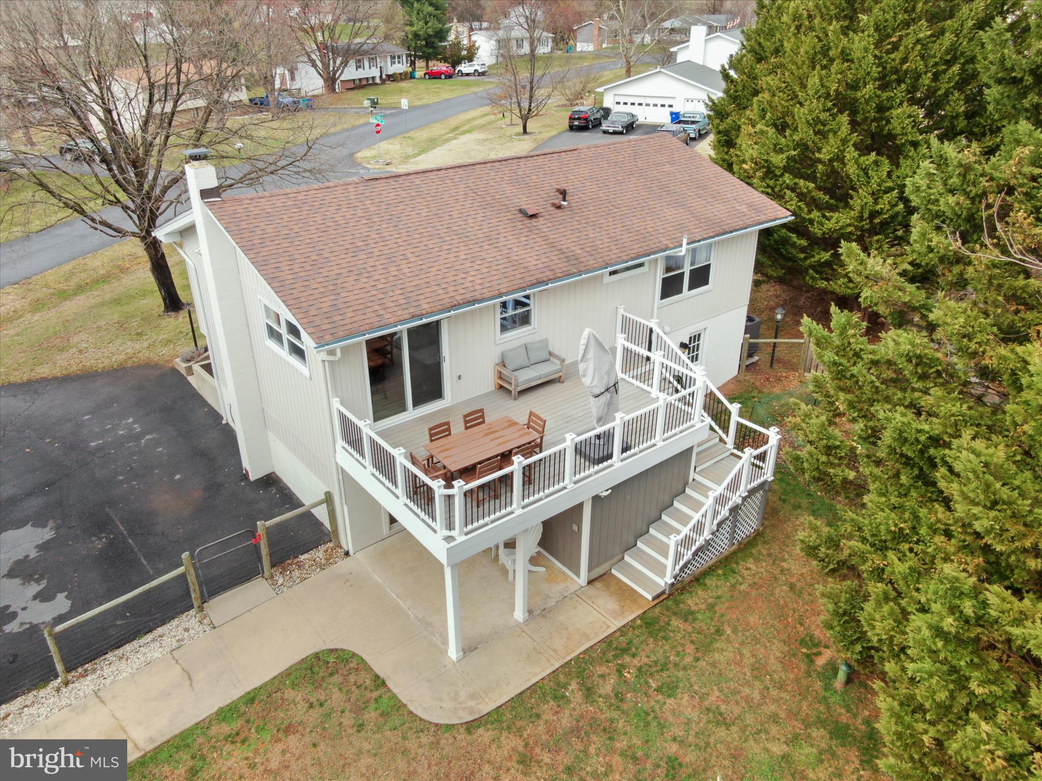 CRESTVIEW ESTATES - Residential