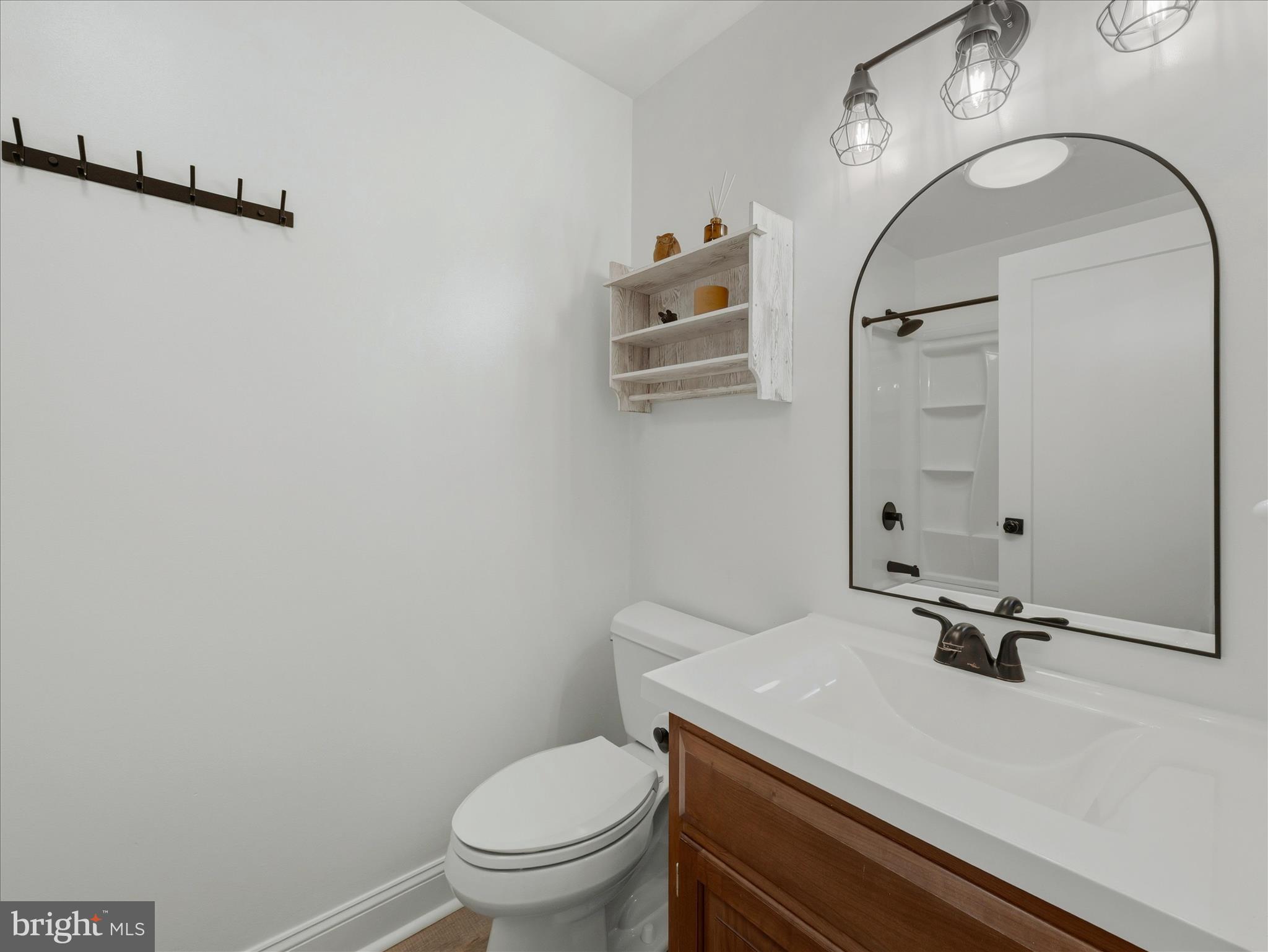 CRESTVIEW ESTATES - Residential