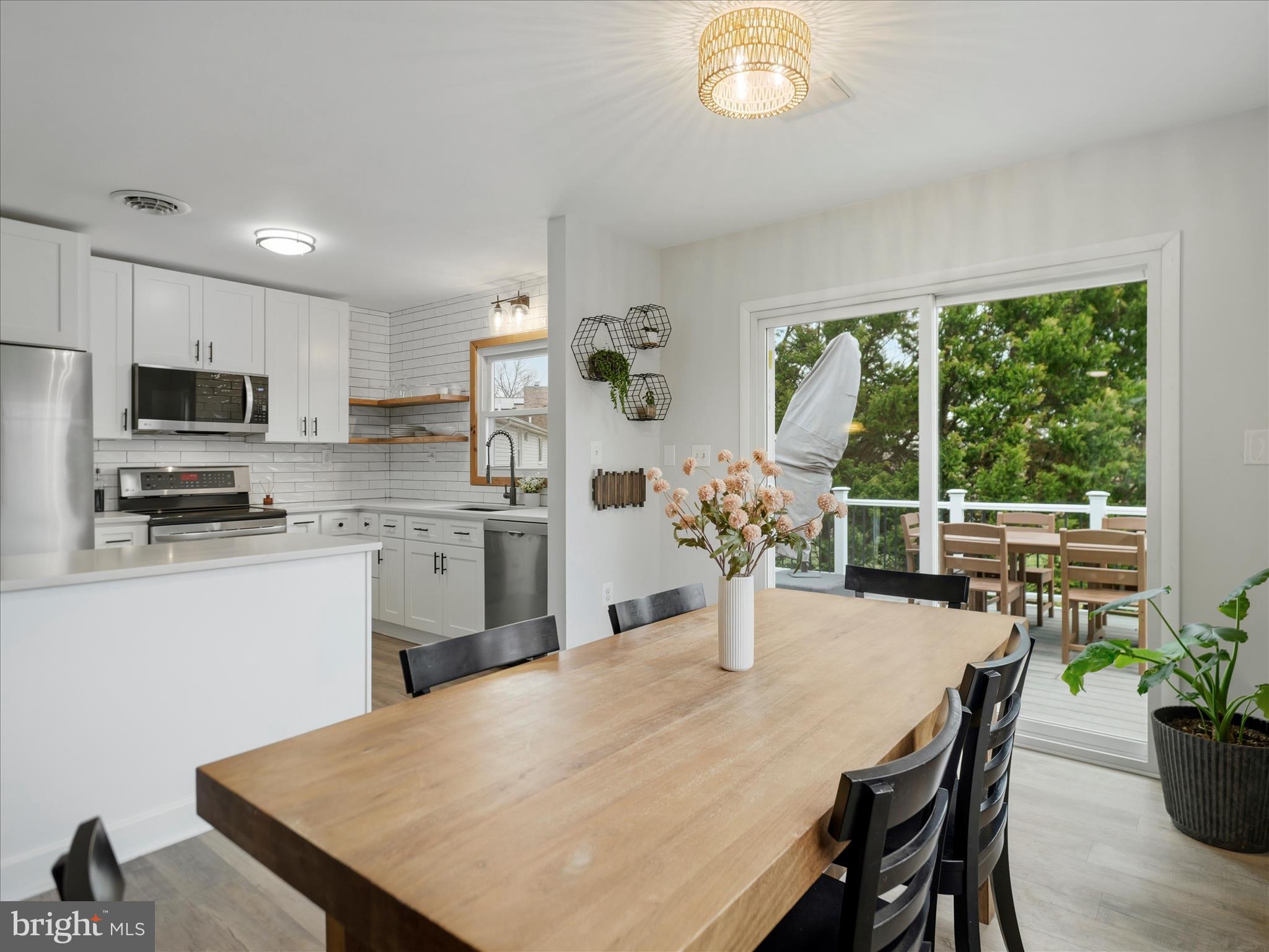 CRESTVIEW ESTATES - Residential