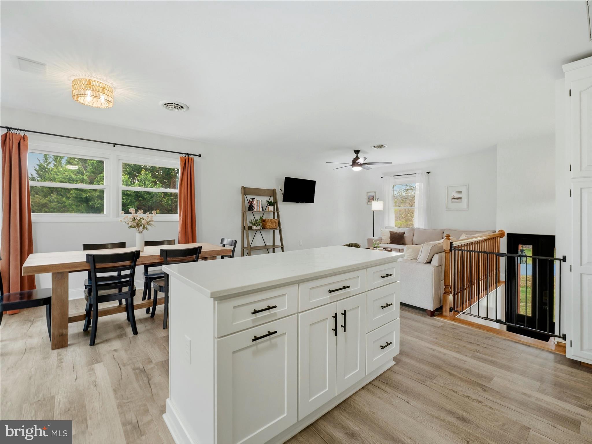 CRESTVIEW ESTATES - Residential