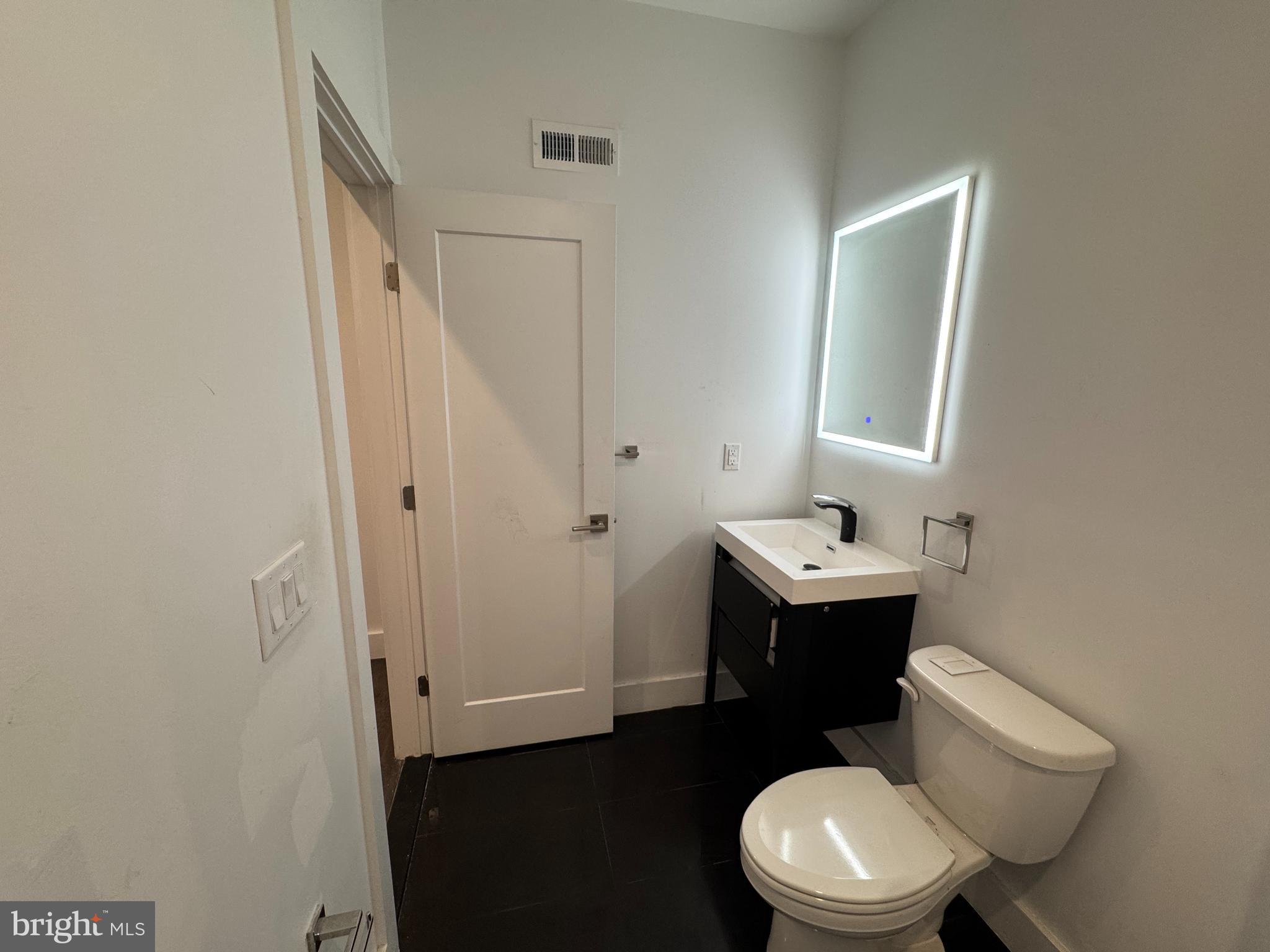 POINT BREEZE - Residential Lease